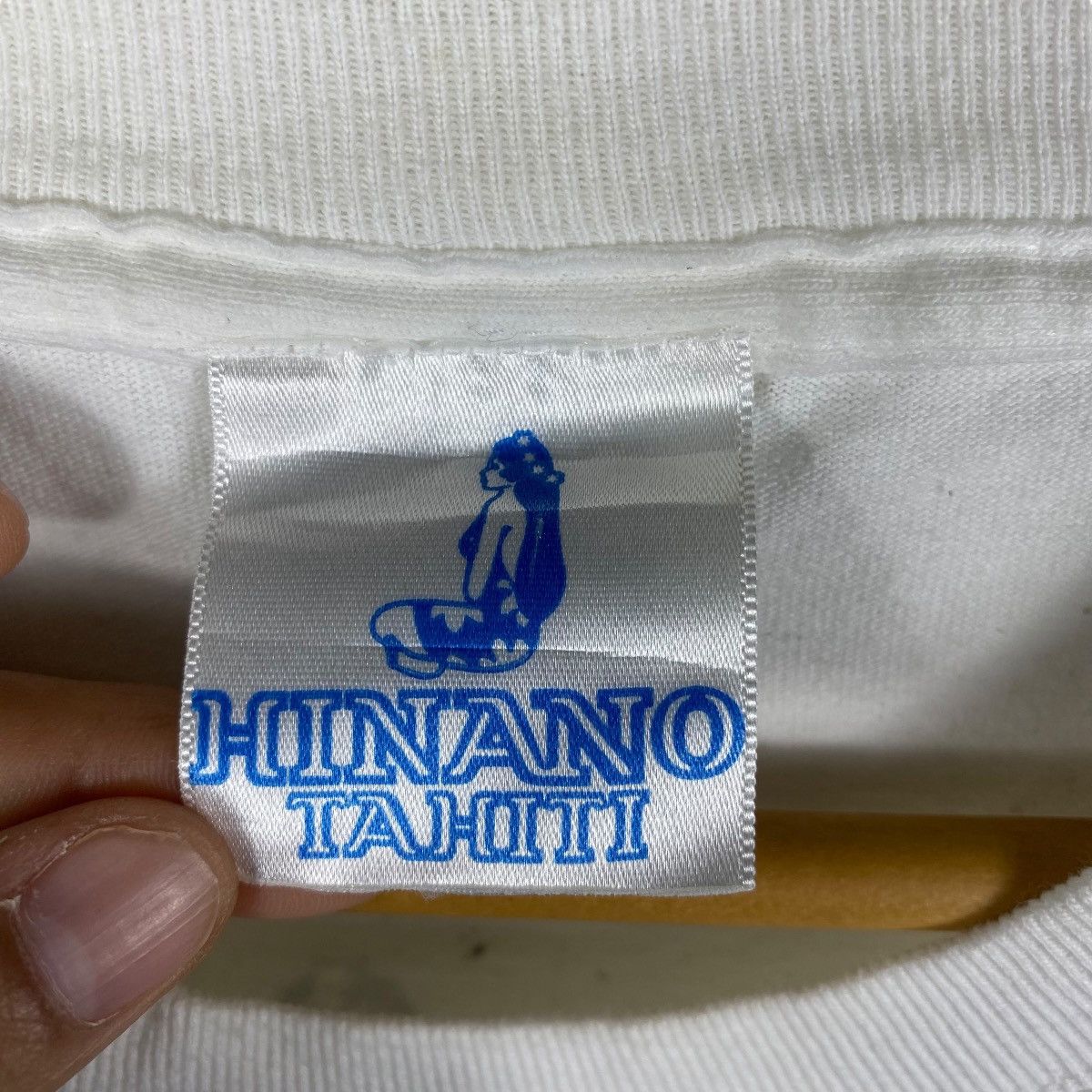 Vintage Vintage 90's HINANO TAHITI Beer Graphic Tee Shirt 2-Large Size US XL / EU 56 / 4 - 6 Thumbnail