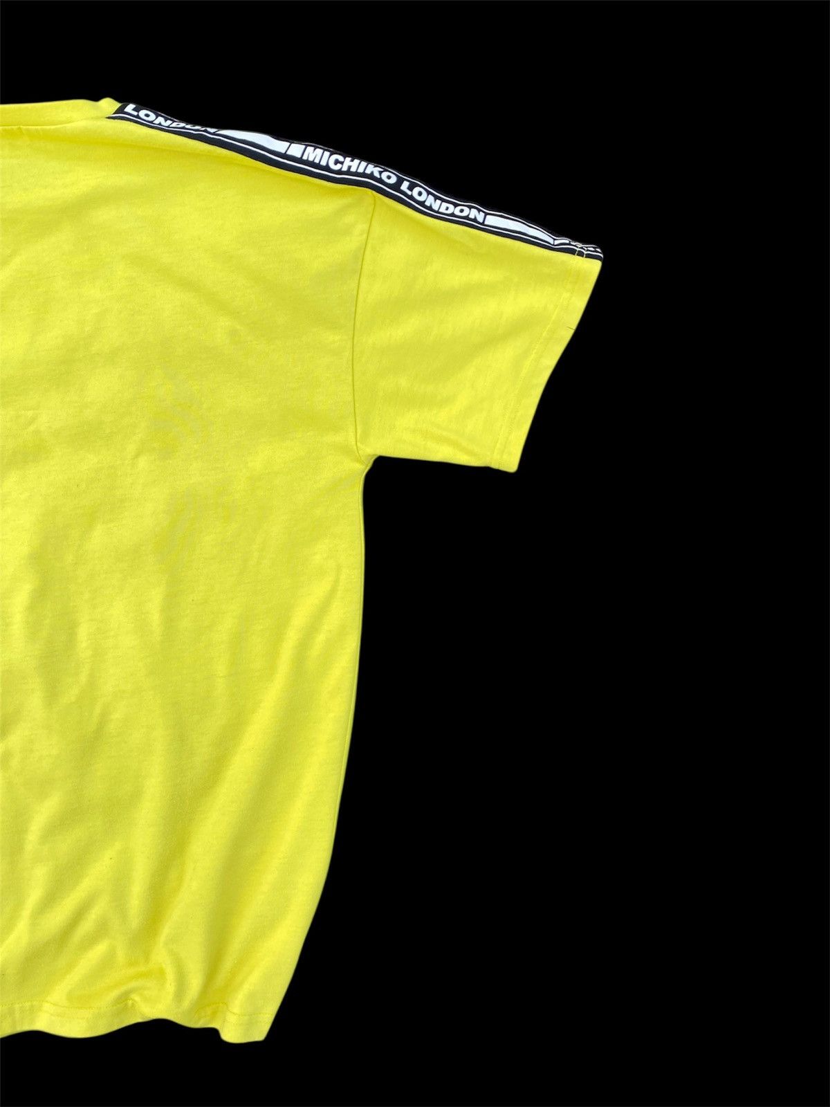 Japanese Brand × Michiko Koshino London Michiko London Koshino Center Logo Side Tape Tee Size US M / EU 48-50 / 2 - 6 Thumbnail