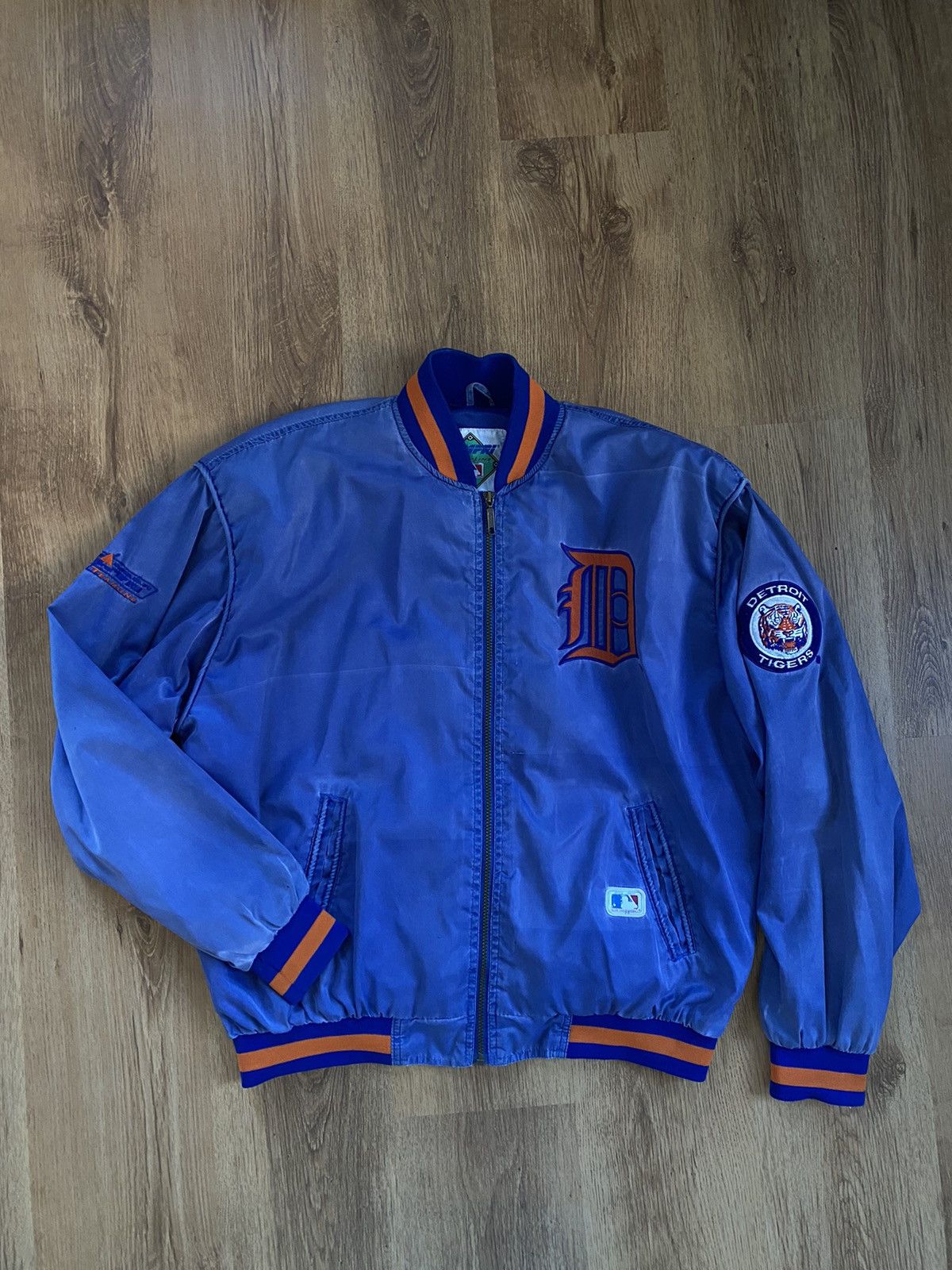 image of 90's Detroit Tigers Mlb Bomber Jacket in Blue, Men's (Size XL)