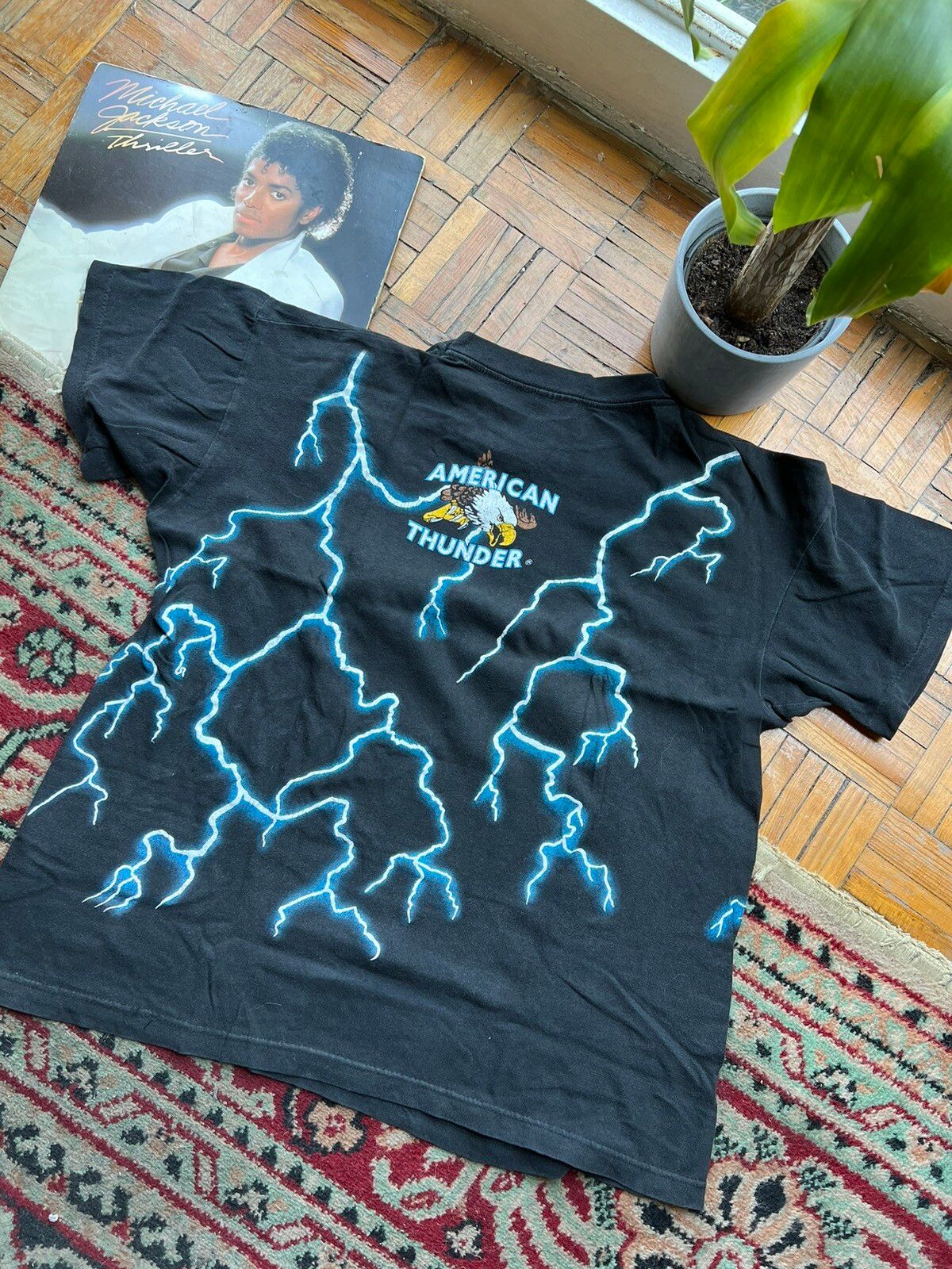 Vintage 90s Native Wolf American Thunder Single Stitch Nature Tee Size US L / EU 52-54 / 3 - 2 Preview