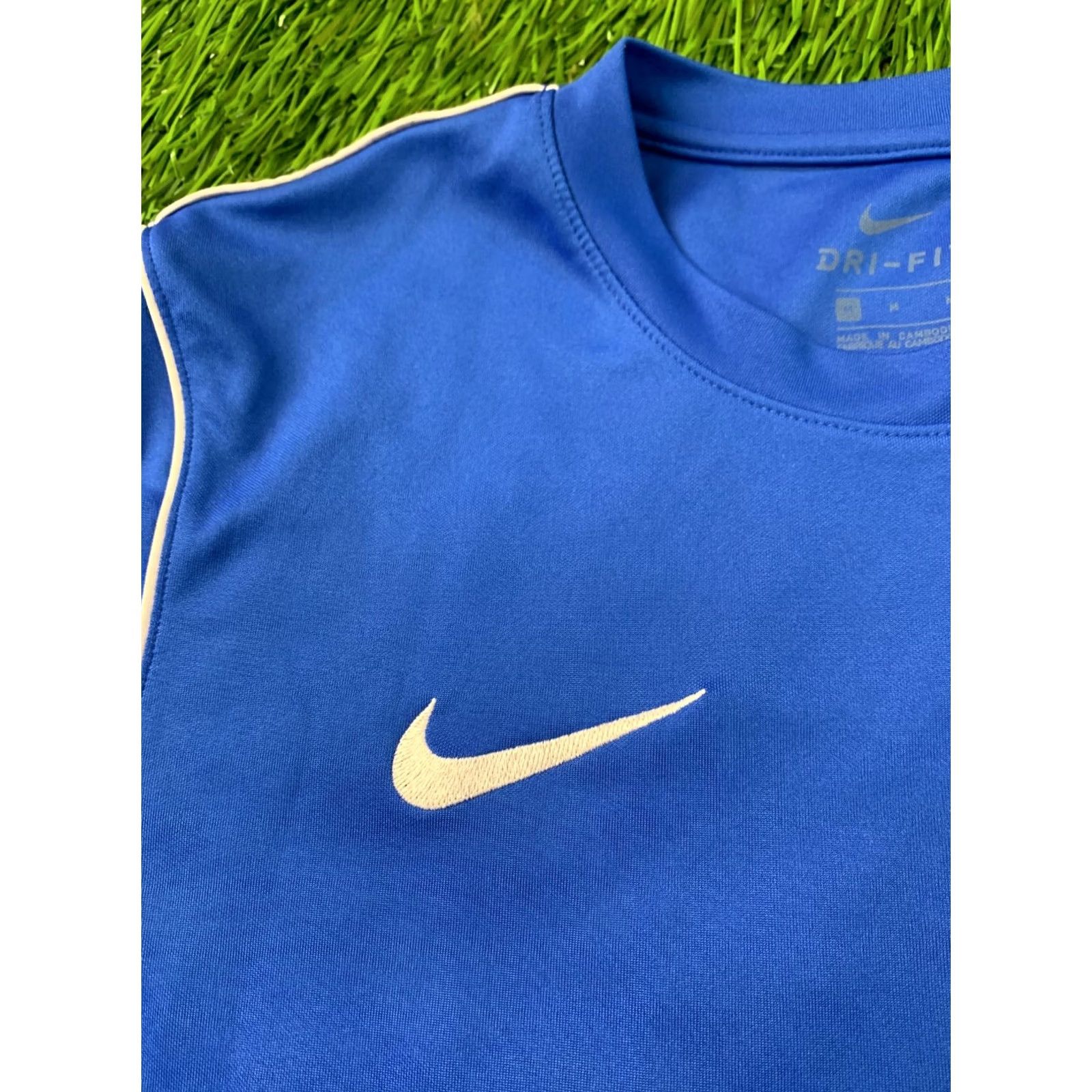 Nike Nike Dri-Fit Park Original 2020 Men Football Training Shirt Jersey Tee Size M Blue and White Shirt Mens Size US M / EU 48-50 / 2 - 3 Thumbnail