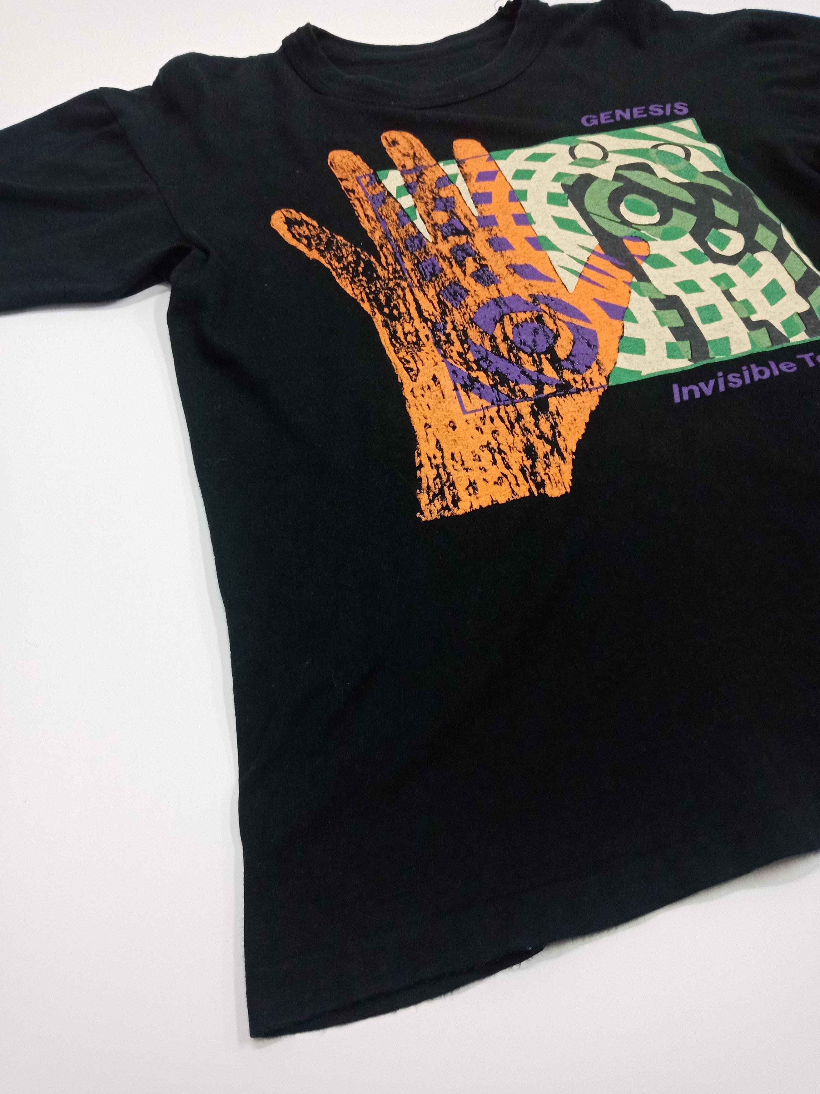Band Tees 1987 Genesis Invisible Touch #A Size US M / EU 48-50 / 2 - 4 Thumbnail