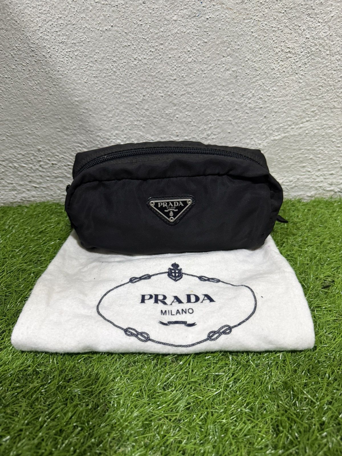 Vintage Vintage Prada Cosmetic pouch Bag Black Nylon Size ONE SIZE - 1 Thumbnail