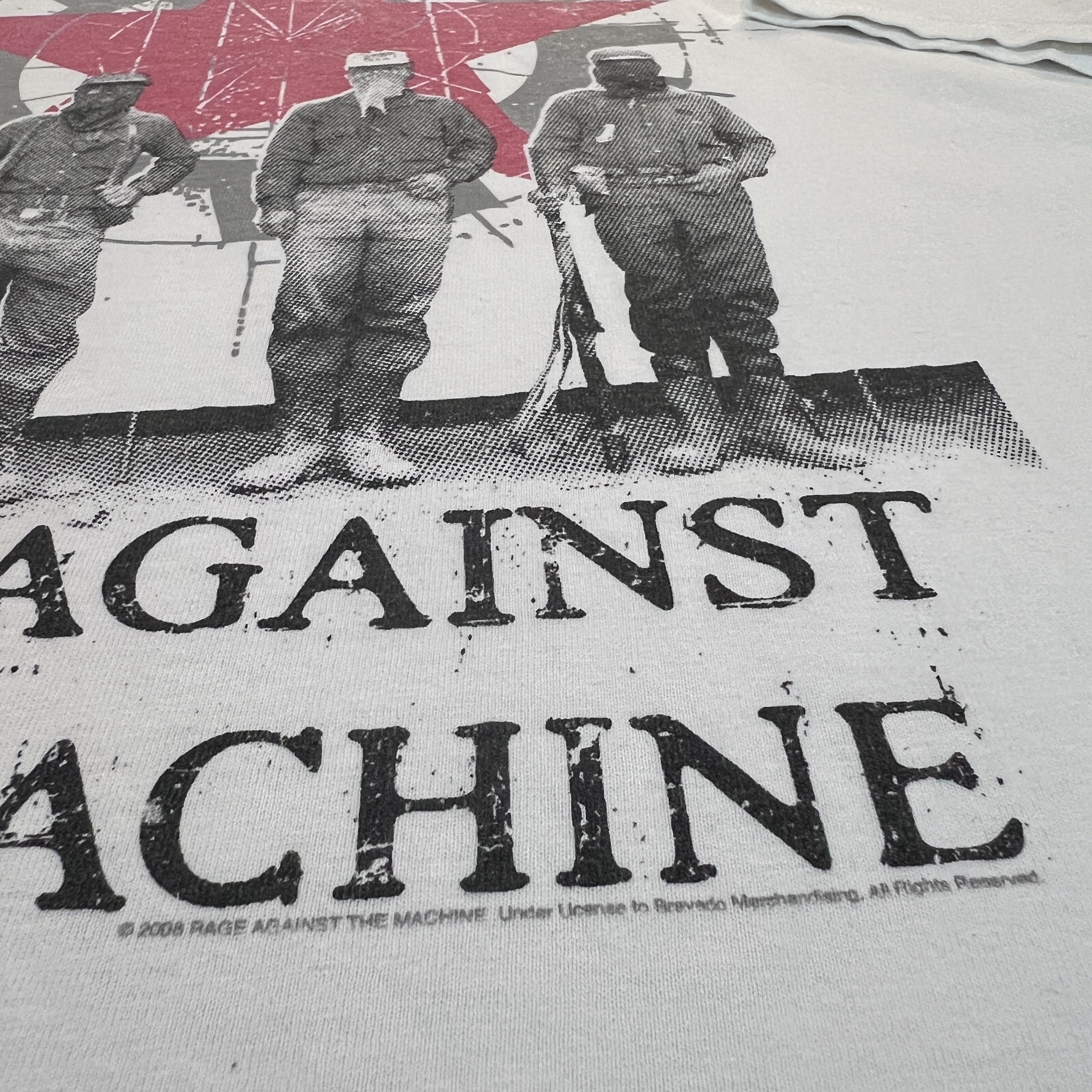 Band Tees × Rage Against The Machine × Vintage Vintage Y2K Rage Against The Machine EZLN Zapatista Tee XL Size US XL / EU 56 / 4 - 7 Thumbnail