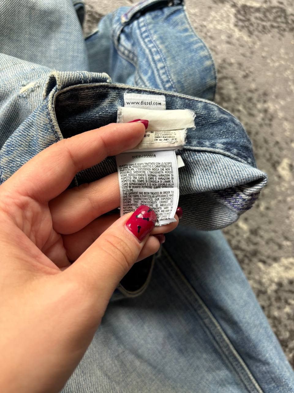 Diesel × Japanese Brand × Vintage Vintage Y2K Diesel Avant Garde faded Denim Logo Shorts Size US 36 / EU 52 - 9 Thumbnail