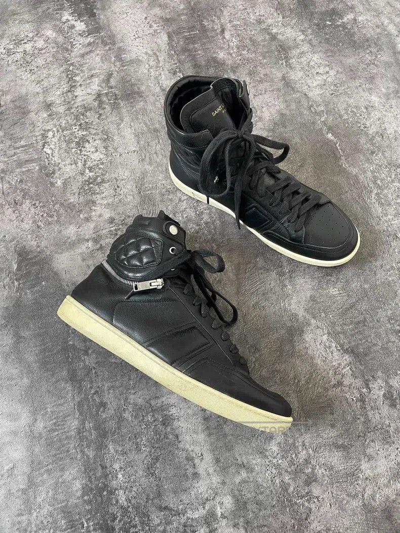 Saint Laurent Paris Saint Laurent Paris Back zipper diamond patch high-top fla Size US 8.5 / EU 41-42 - 2 Thumbnail
