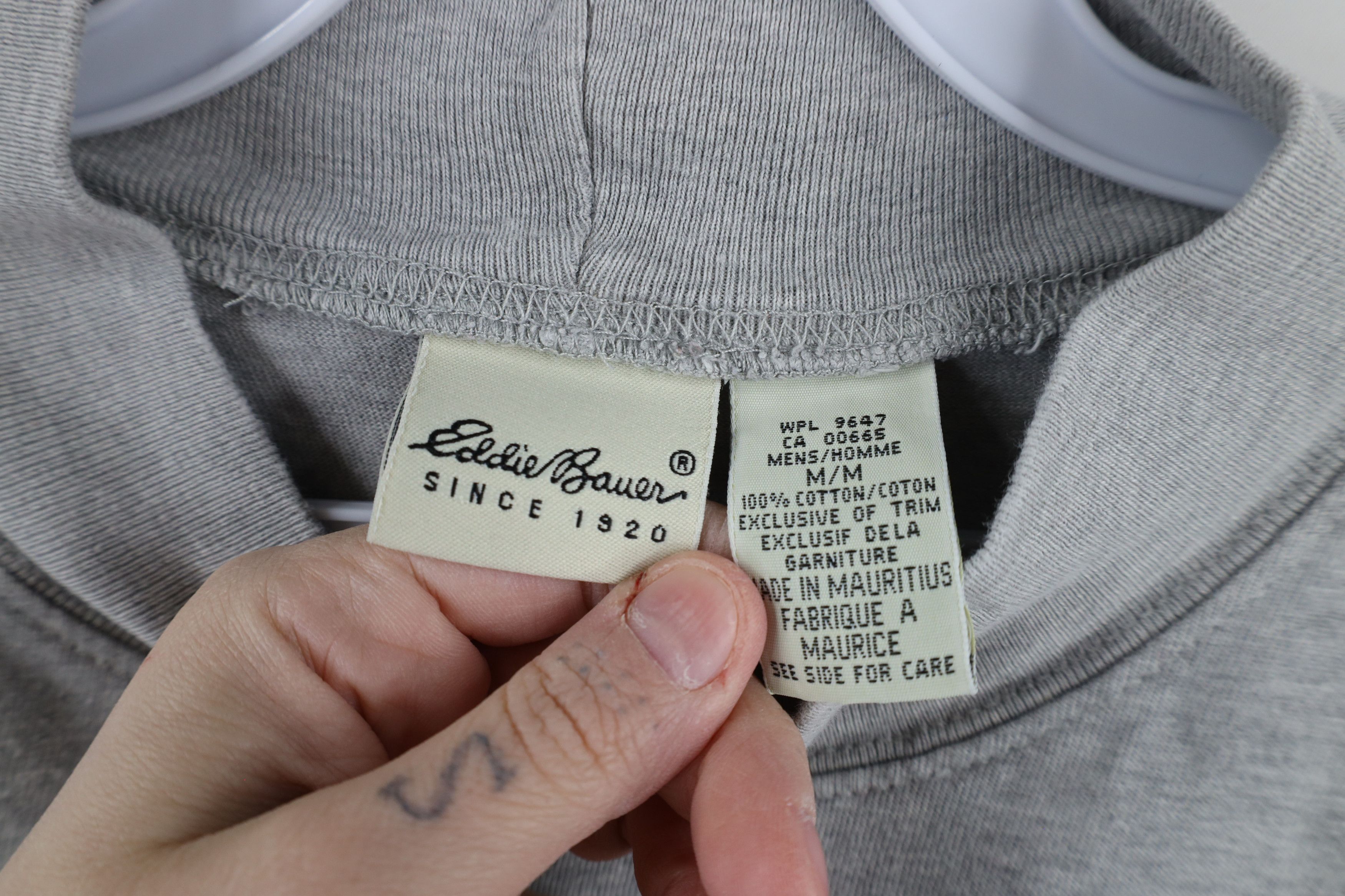 Eddie Bauer Vintage 90s Eddie Bauer Distressed Mock Neck T-Shirt Gray Size US M / EU 48-50 / 2 - 10 Thumbnail