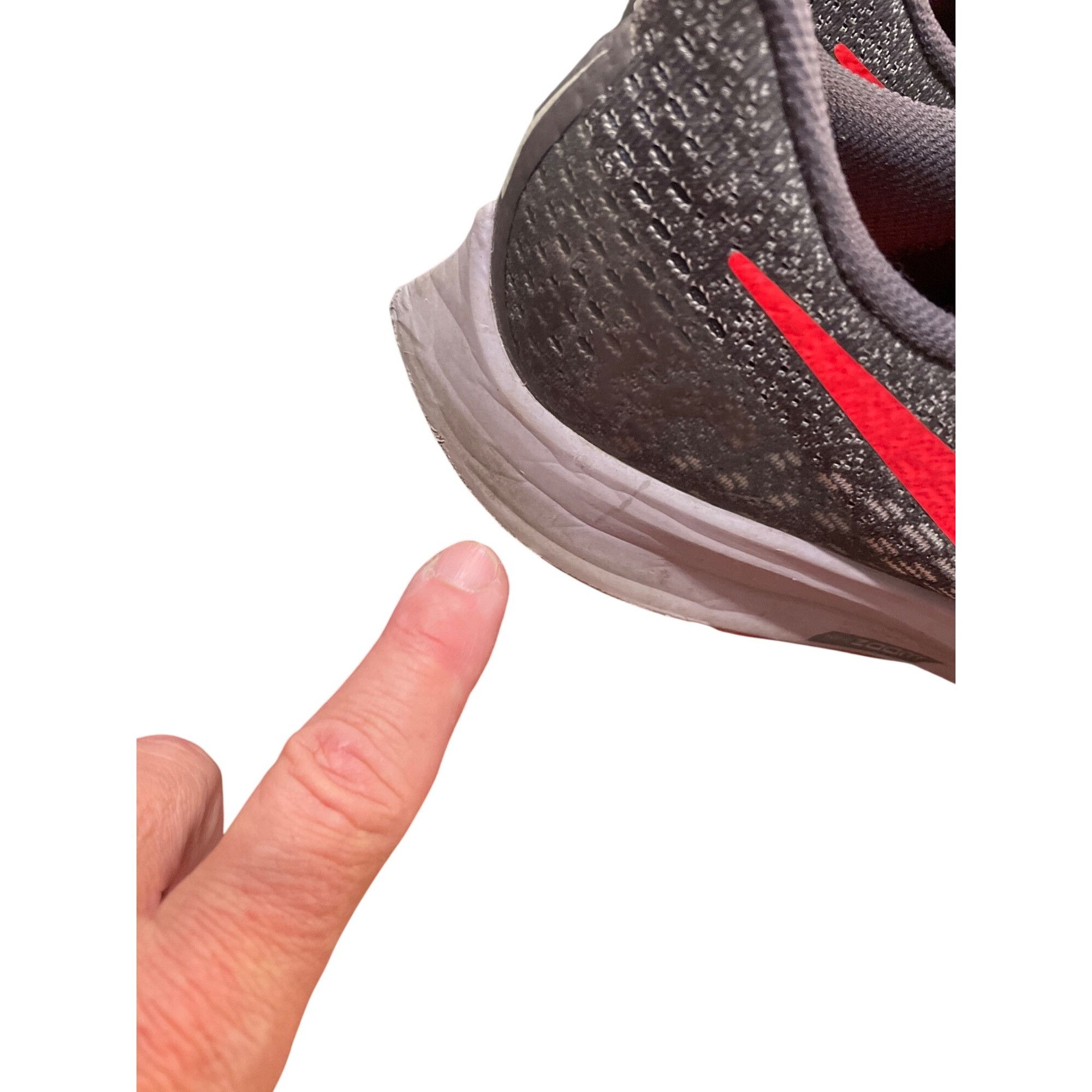 Nike Nike Pegasus 35 mens gray red running walking shoes sz 11 SK Size US 11 / EU 44 - 16 Thumbnail