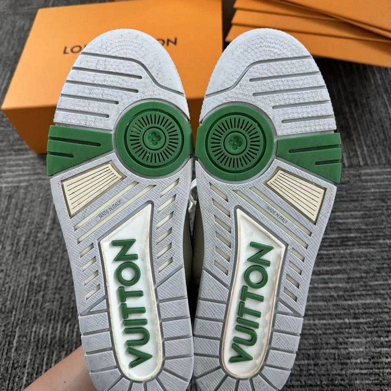 Louis Vuitton Louis Vuitton Classic Pattern Retro Stylish Sneakers 0079 Size US 9.5 / IT 39.5 - 3 Thumbnail