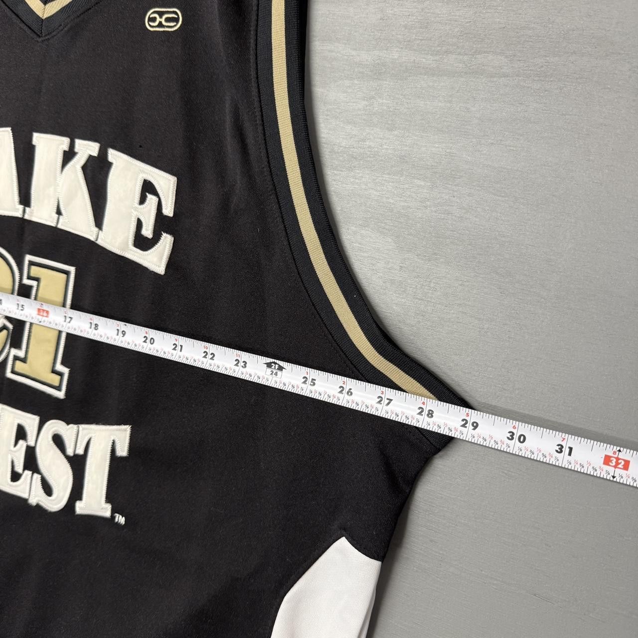 Vintage Tim Duncan Wake Forest Basketball Jersey 4XL Size US XXL / EU 58 / 5 - 5 Thumbnail