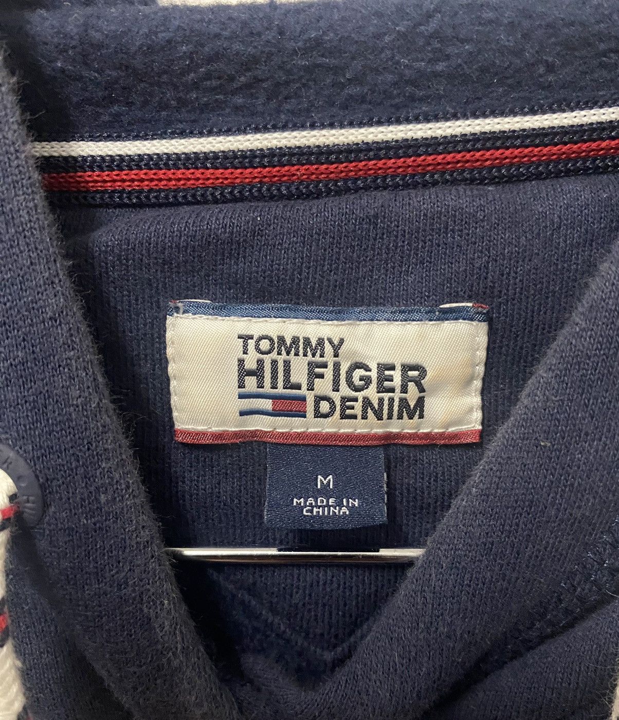 Tommy Hilfiger × Vintage Vintage Tommy Hilfiger Denim Sweatshirts Hoodie Size US M / EU 48-50 / 2 - 3 Thumbnail