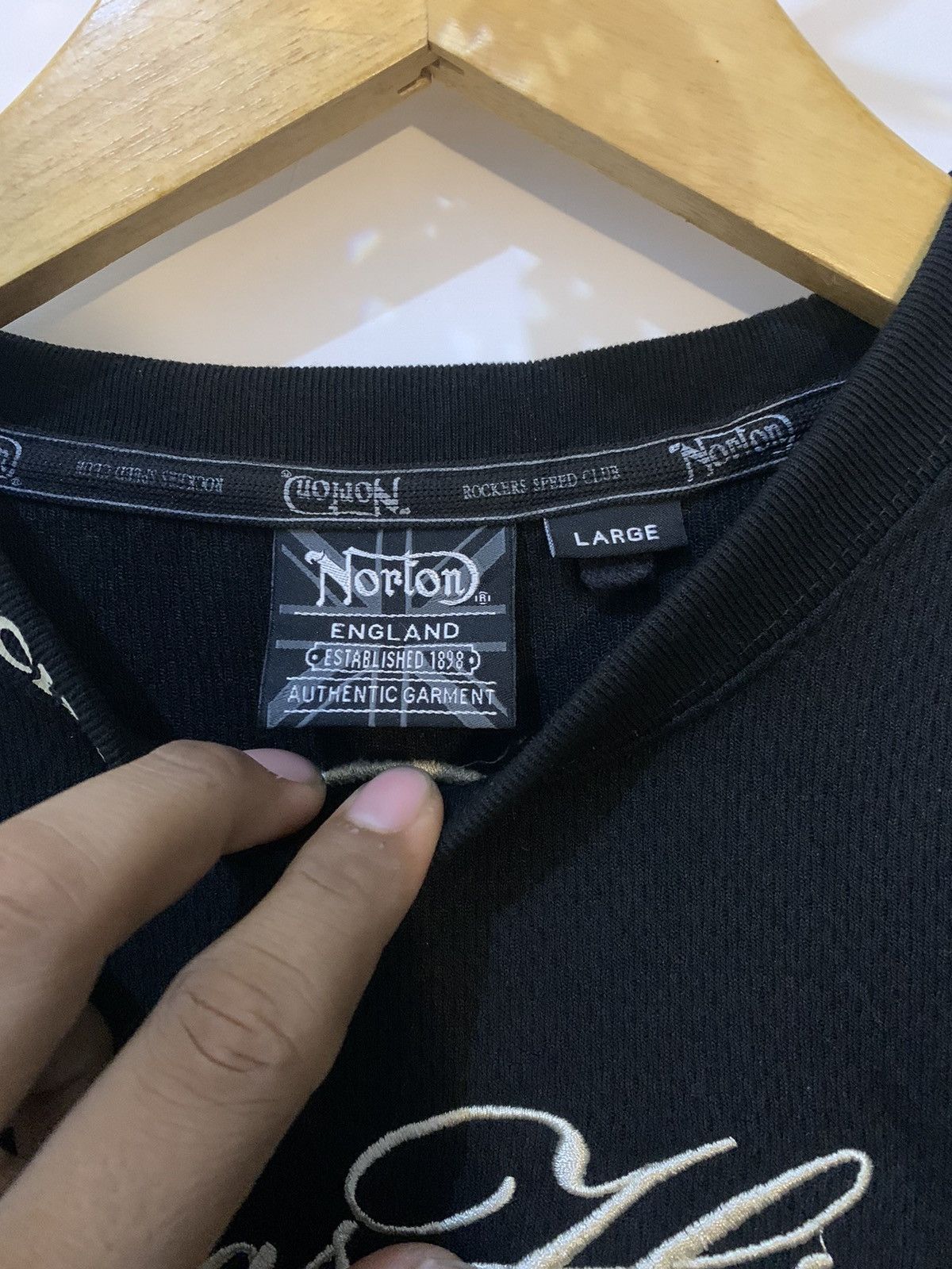 Norton Japanese Norton long slevee Size US L / EU 52-54 / 3 - 9 Thumbnail
