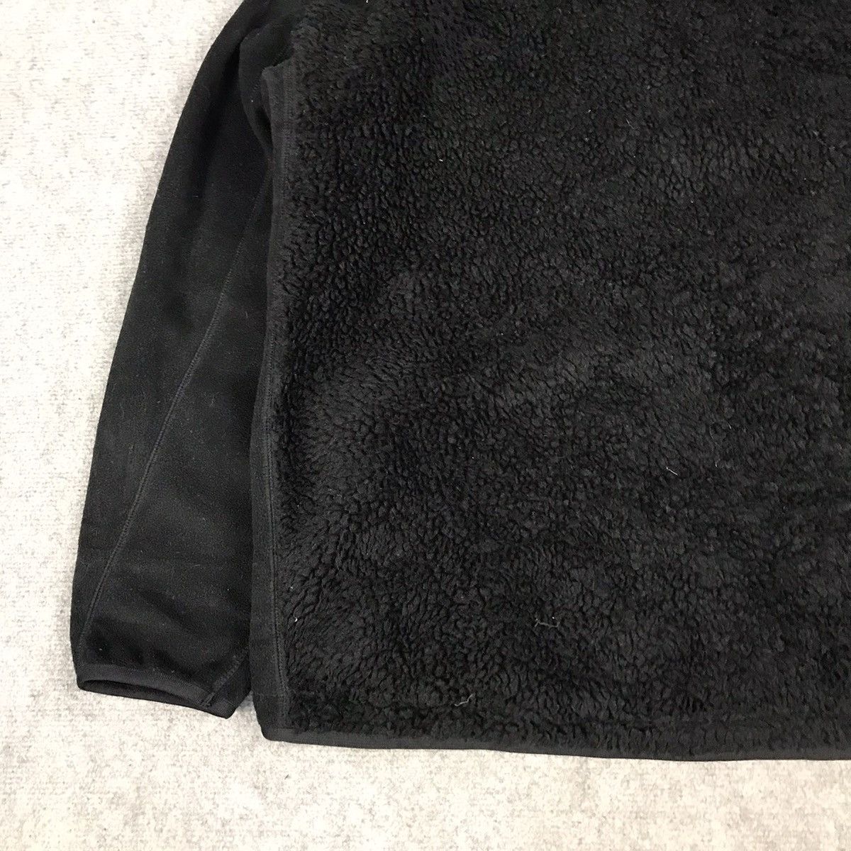 White Mountaineering Uniqlo x white mountaineering Sherpa black jacket Size US L / EU 52-54 / 3 - 8 Thumbnail