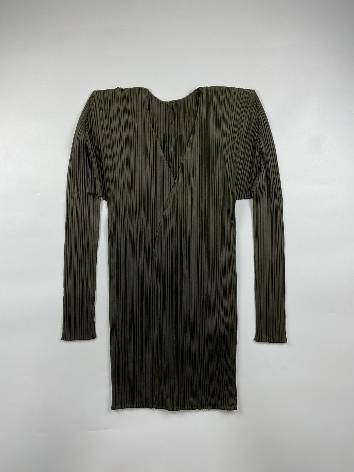 image of Issey Miyake Pleats Please Issey Miyake Pleats Pleats Pleated Open Cardigan in Dark Green, Women's 