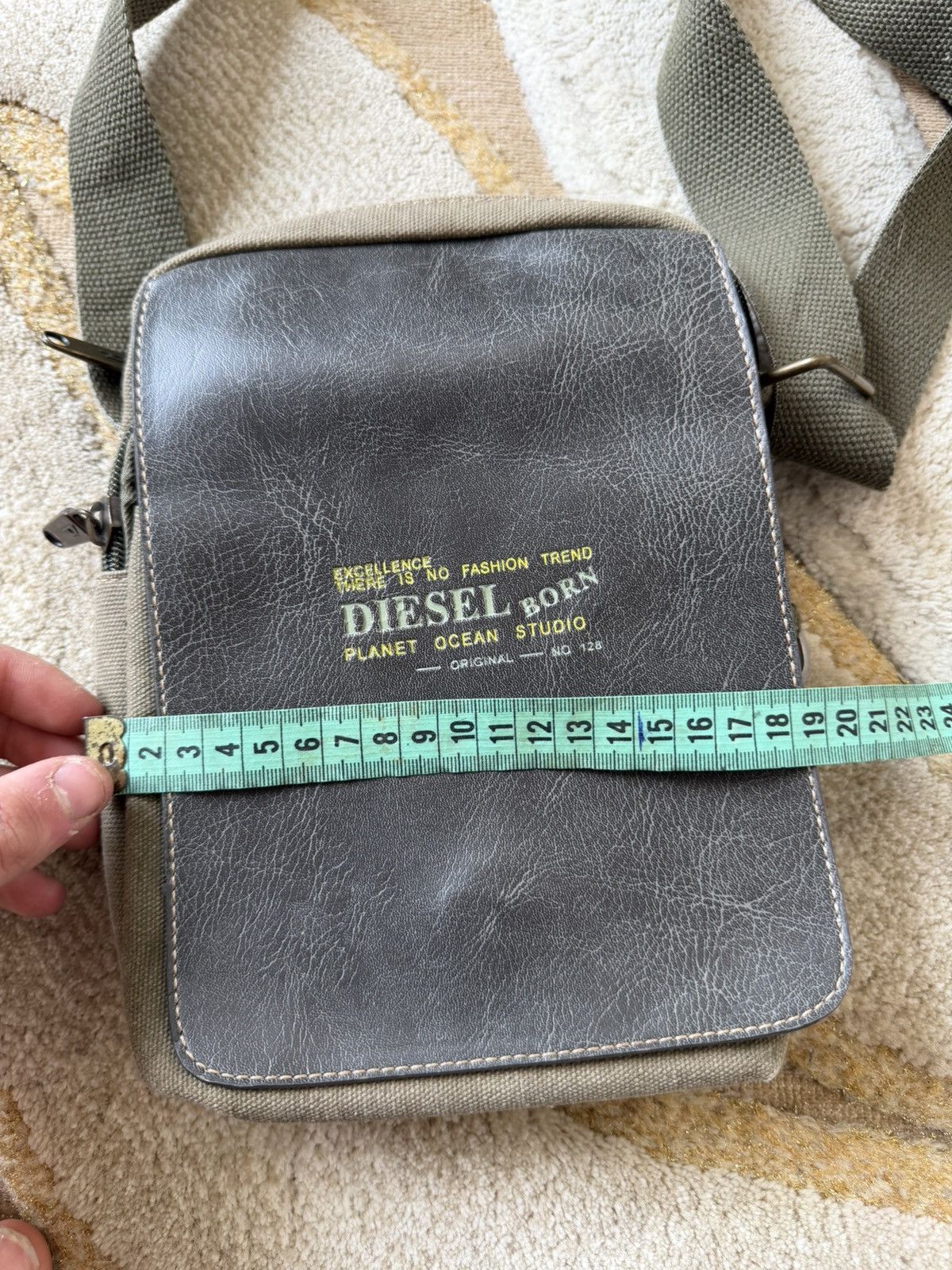 Diesel Vintage Diesel Distressed Leather Y2K Messenger Bag Crossbod Size ONE SIZE - 10 Thumbnail