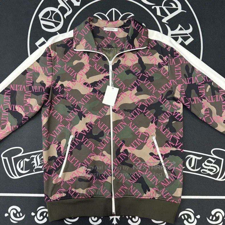 Valentino Valentino Full print camouflage jacket Size US M / EU 48-50 / 2 - 1 Thumbnail
