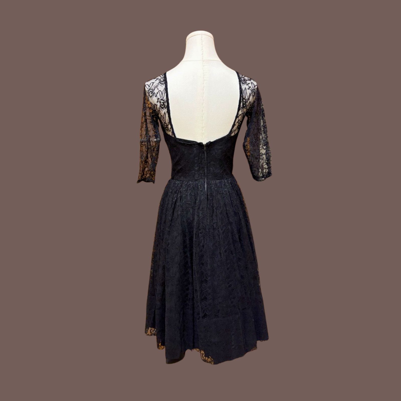 Vintage VTG 1950s Black Floral Lace Fit & Flare Cocktail Dress Sz XS Size XS / US 0-2 / IT 36-38 - 2 Thumbnail