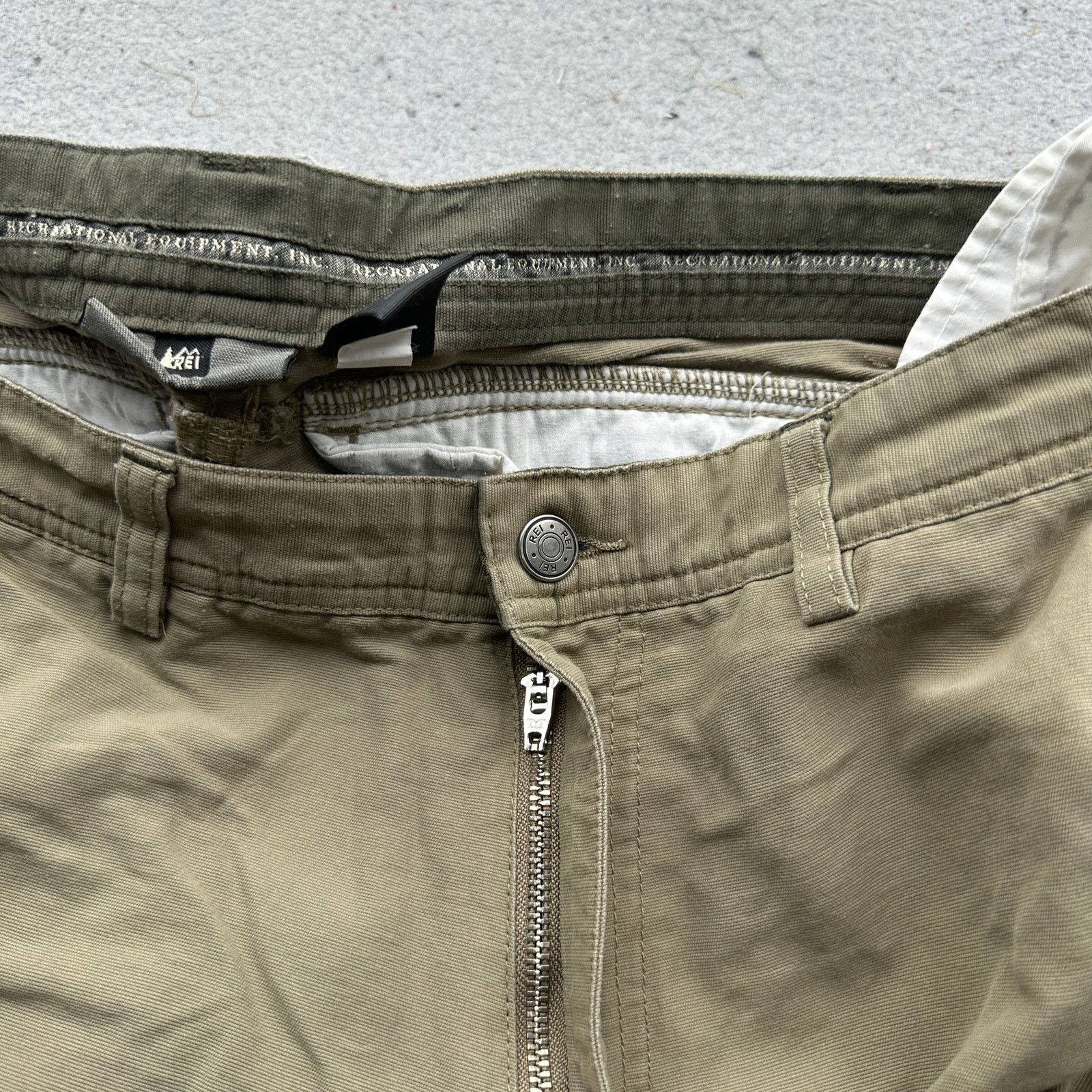 Rei REI Co-op Trailmade Convertible Shorts Pants Cargo Men 34x32 Size US 34 / EU 50 - 10 Thumbnail