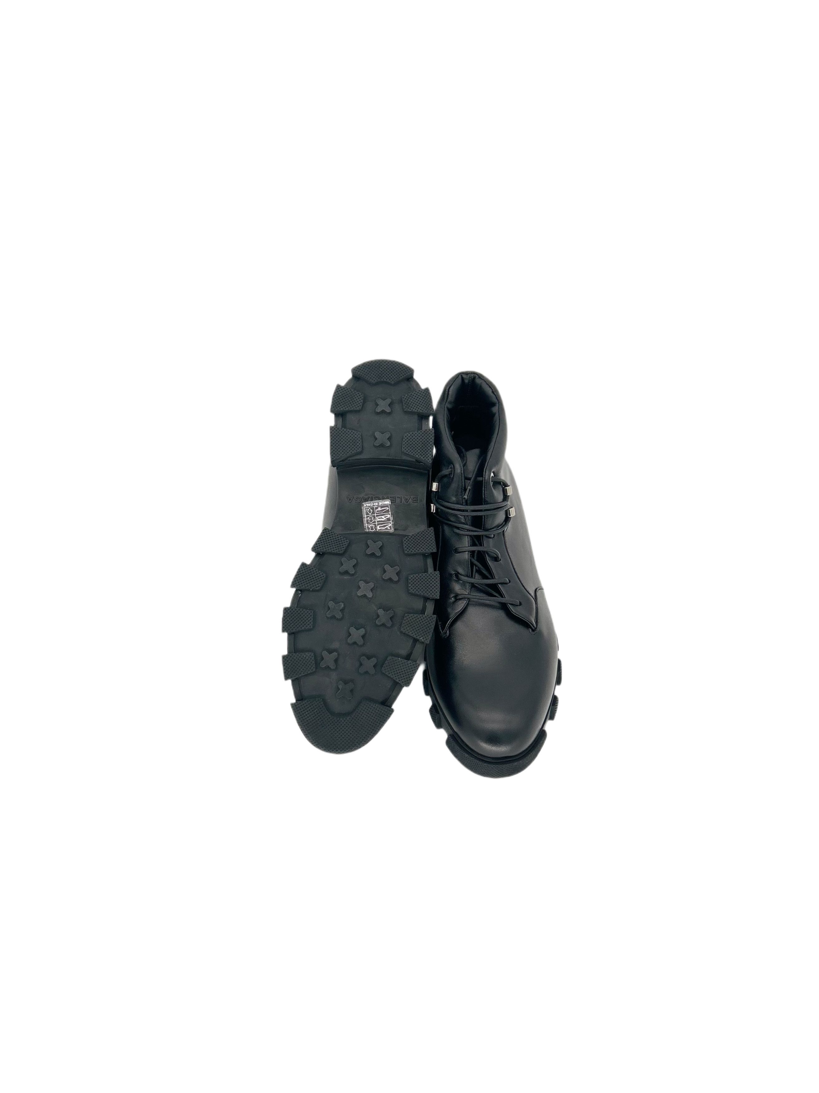 Balenciaga Balenciaga Black Leather Ankle Boots Size US 7 / EU 40 - 5 Thumbnail