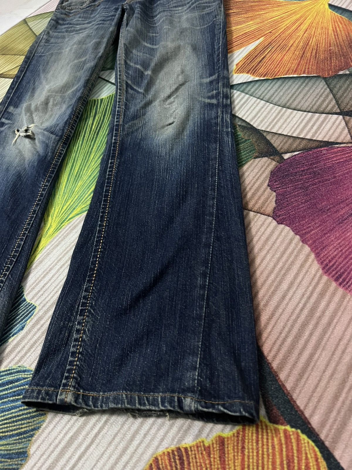 Edwin 💥Flare💥Vintage Edwin XVS Buffalo Head Distress Jean Size US 30 / EU 46 - 8 Thumbnail