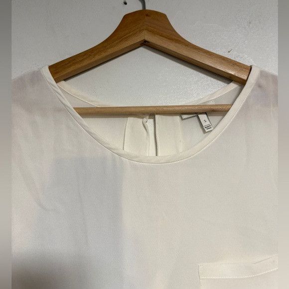 Joie Joie White Silk Short Sleeve Blouse with Pocket - Size Small Size S / US 4 / IT 40 - 4 Thumbnail