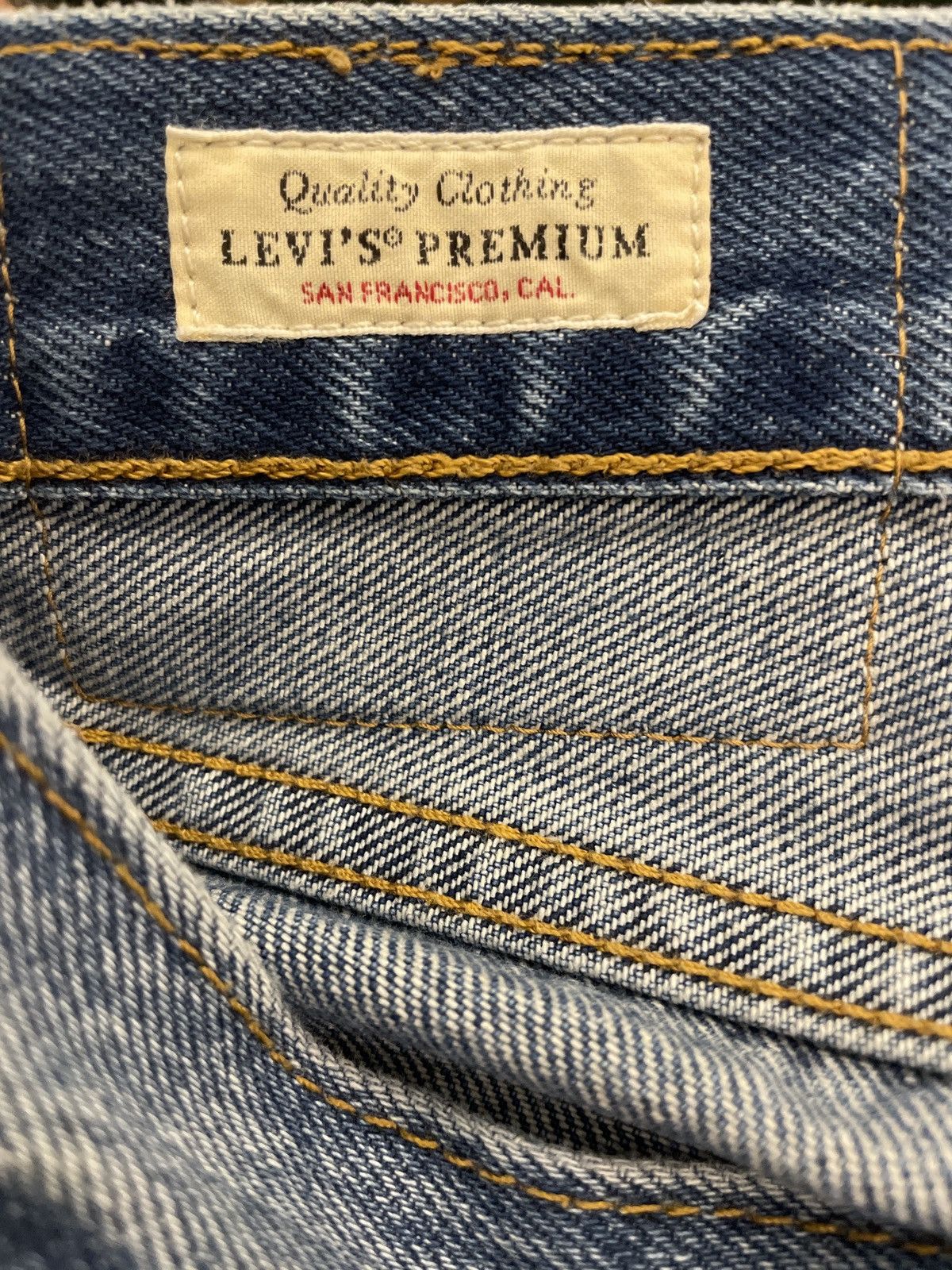 Levi's 501 Regular Men’s Fit Levi’s Jeans Size US 32 / EU 48 - 5 Thumbnail