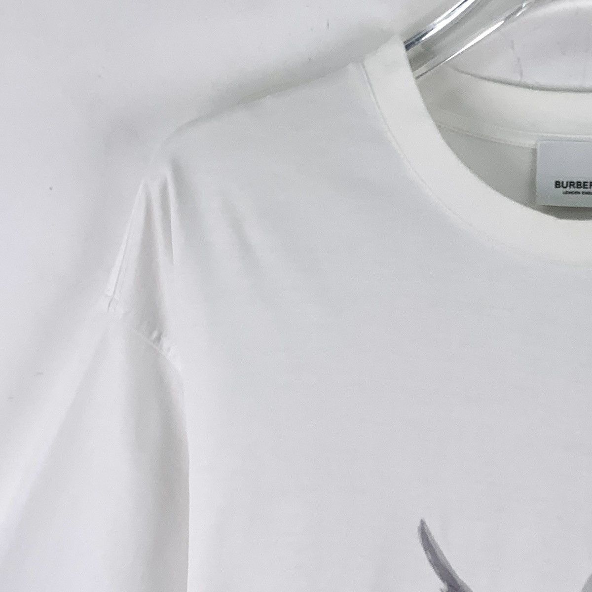 Burberry Burberry White Cupid Print Short Sleeve T-shirt K26WX Size US S / EU 44-46 / 1 - 3 Thumbnail