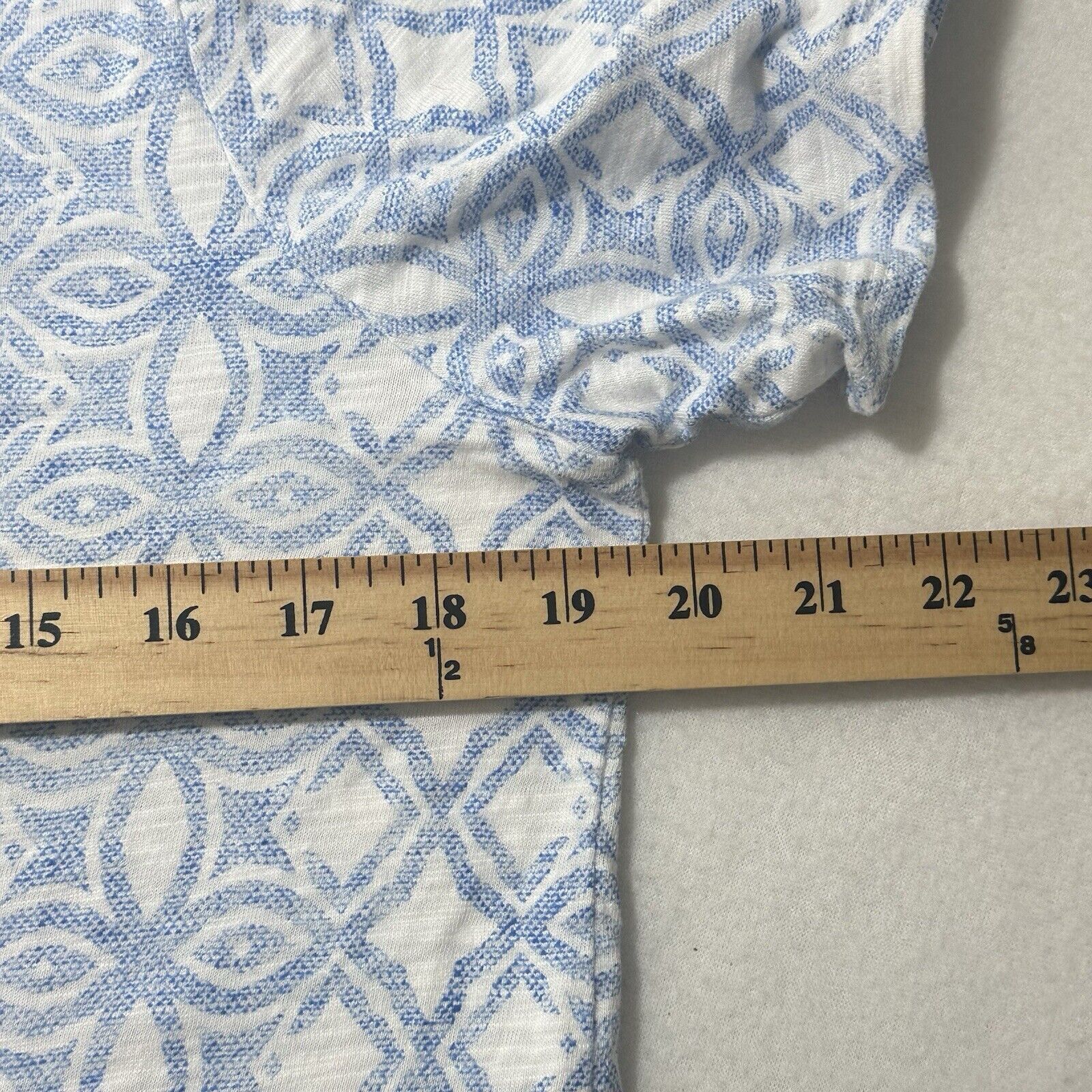 Chicos Chico’s Medium Short Sleeve T Shirt V Neck Top Light Blue Size M / US 6-8 / IT 42-44 - 9 Thumbnail