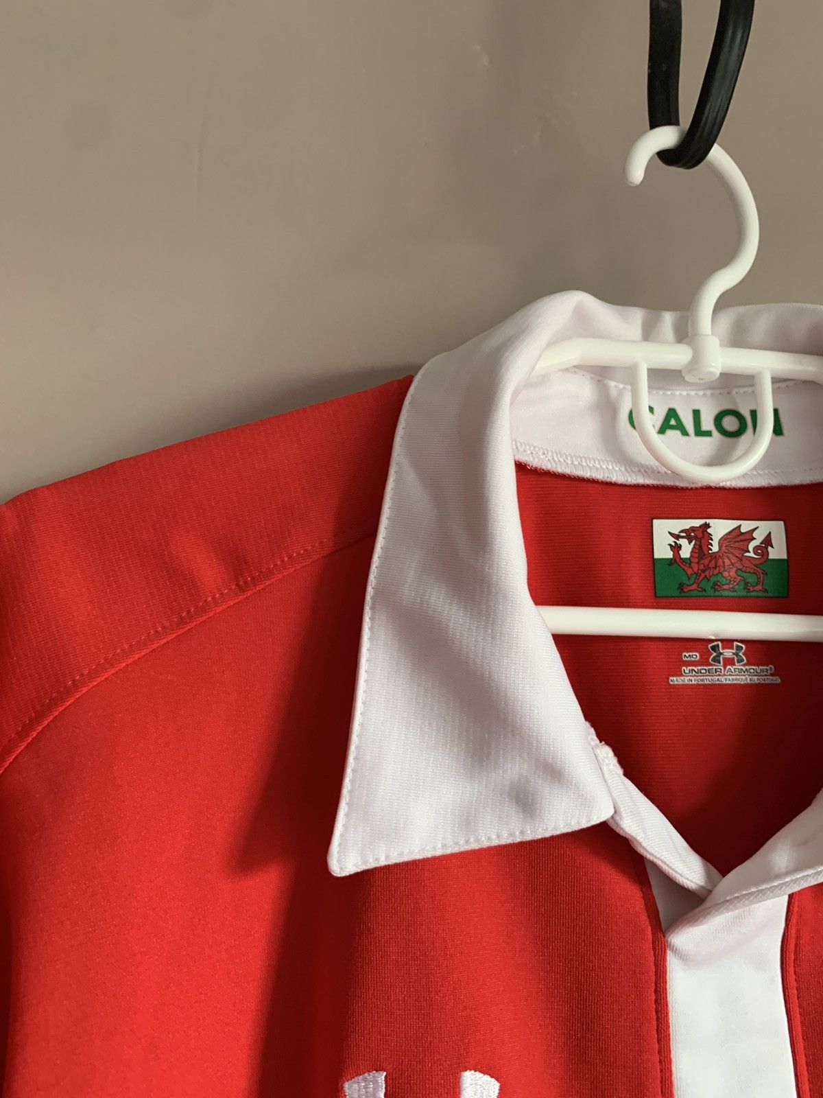 Under Armour Wales Home Rugby Union Shirt Under Armour Size M Size US M / EU 48-50 / 2 - 7 Thumbnail