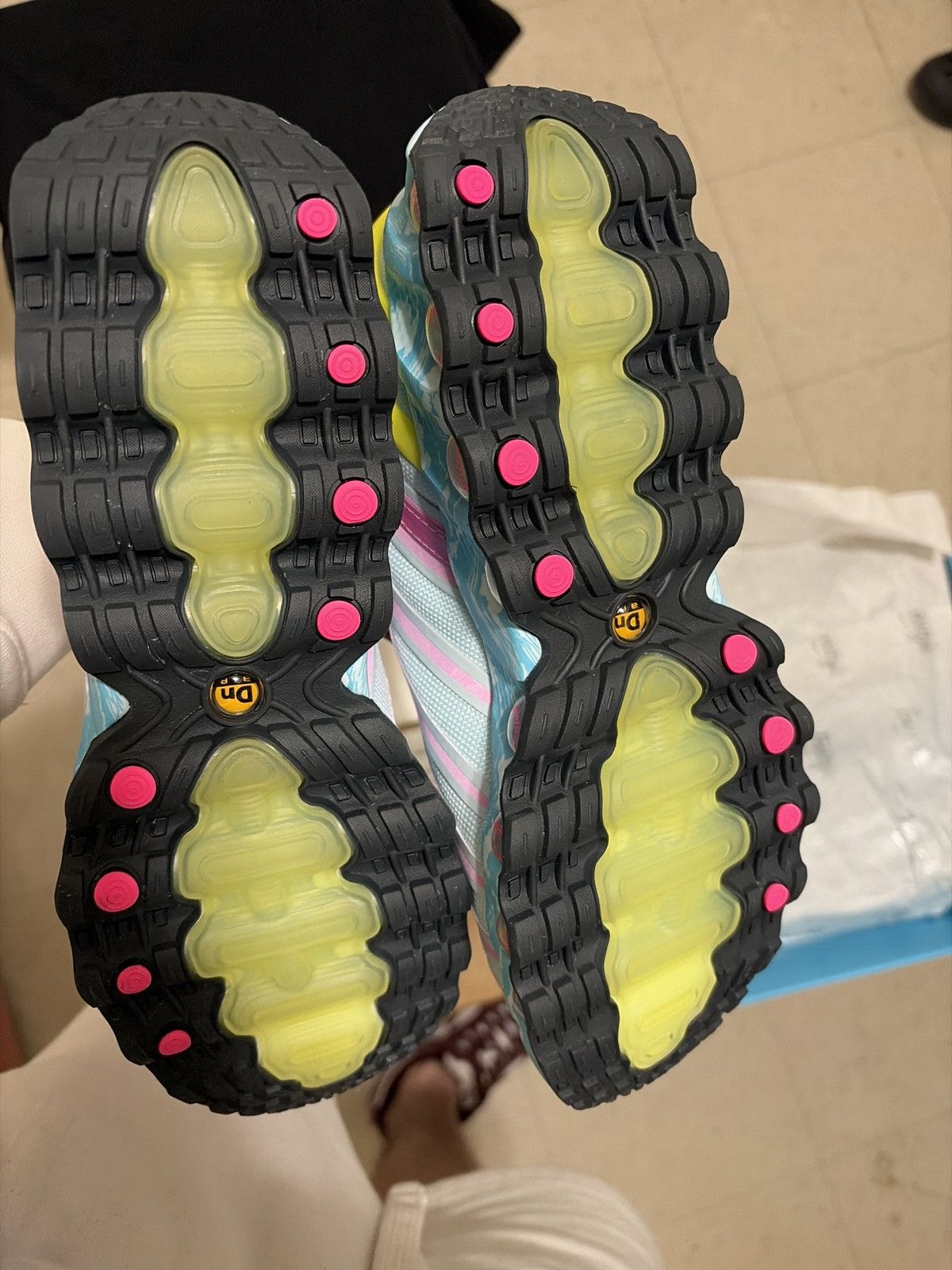 Nike Doerbecher Nike Air Max DN8 Size US 7 / IT 37 - 5 Thumbnail