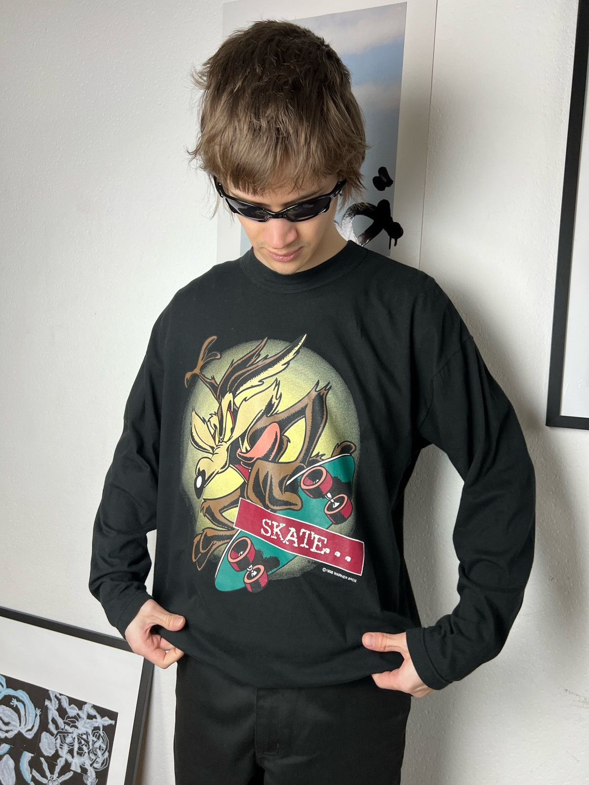 Vintage Wile E. Coyote - Looney Tunes All Over Print skate Size US M / EU 48-50 / 2 - 9 Thumbnail