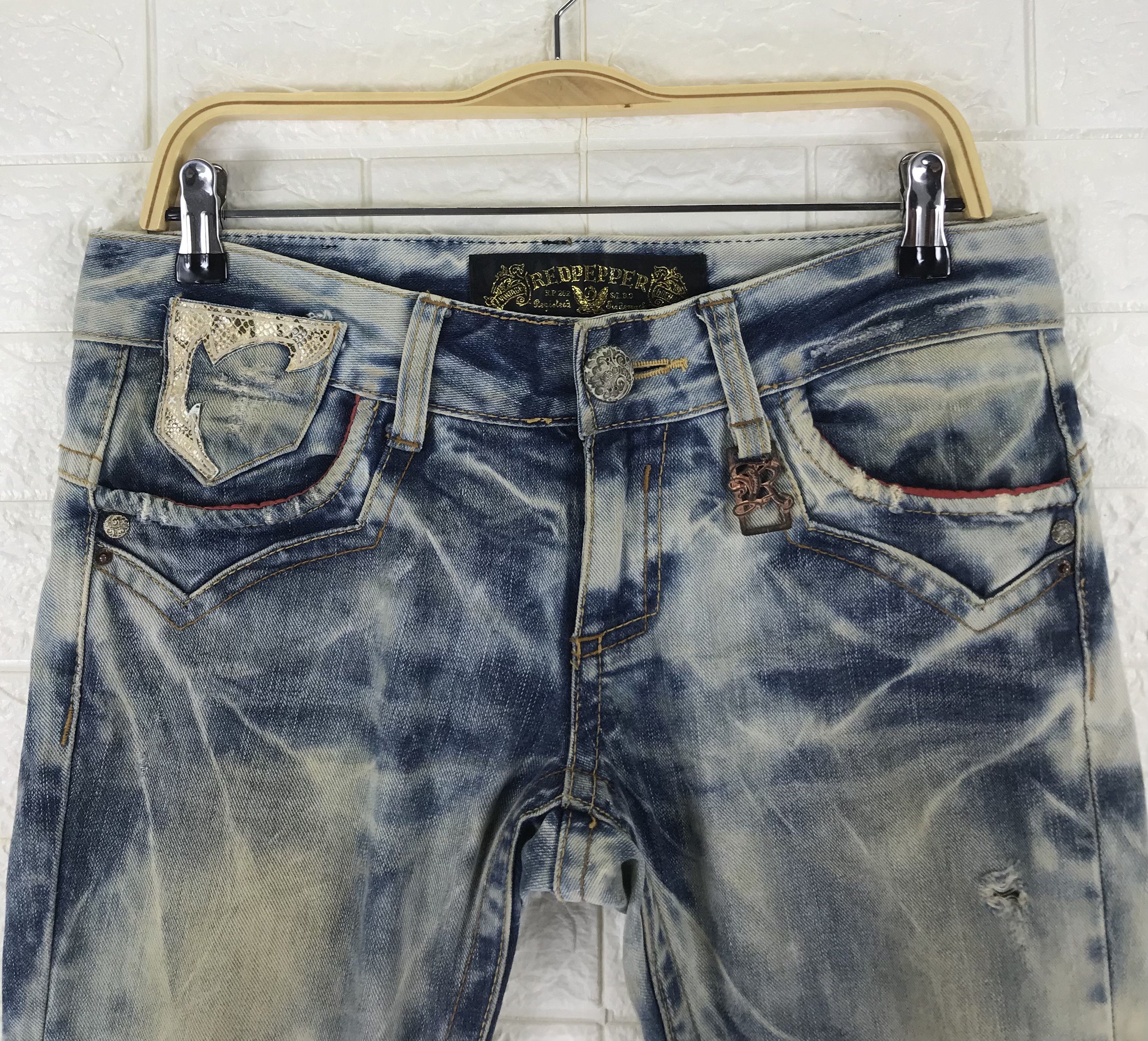 Japanese Brand Vintage Red Pepper Wings Embroidered Flare Jeans Size US 32 / EU 48 - 7 Thumbnail
