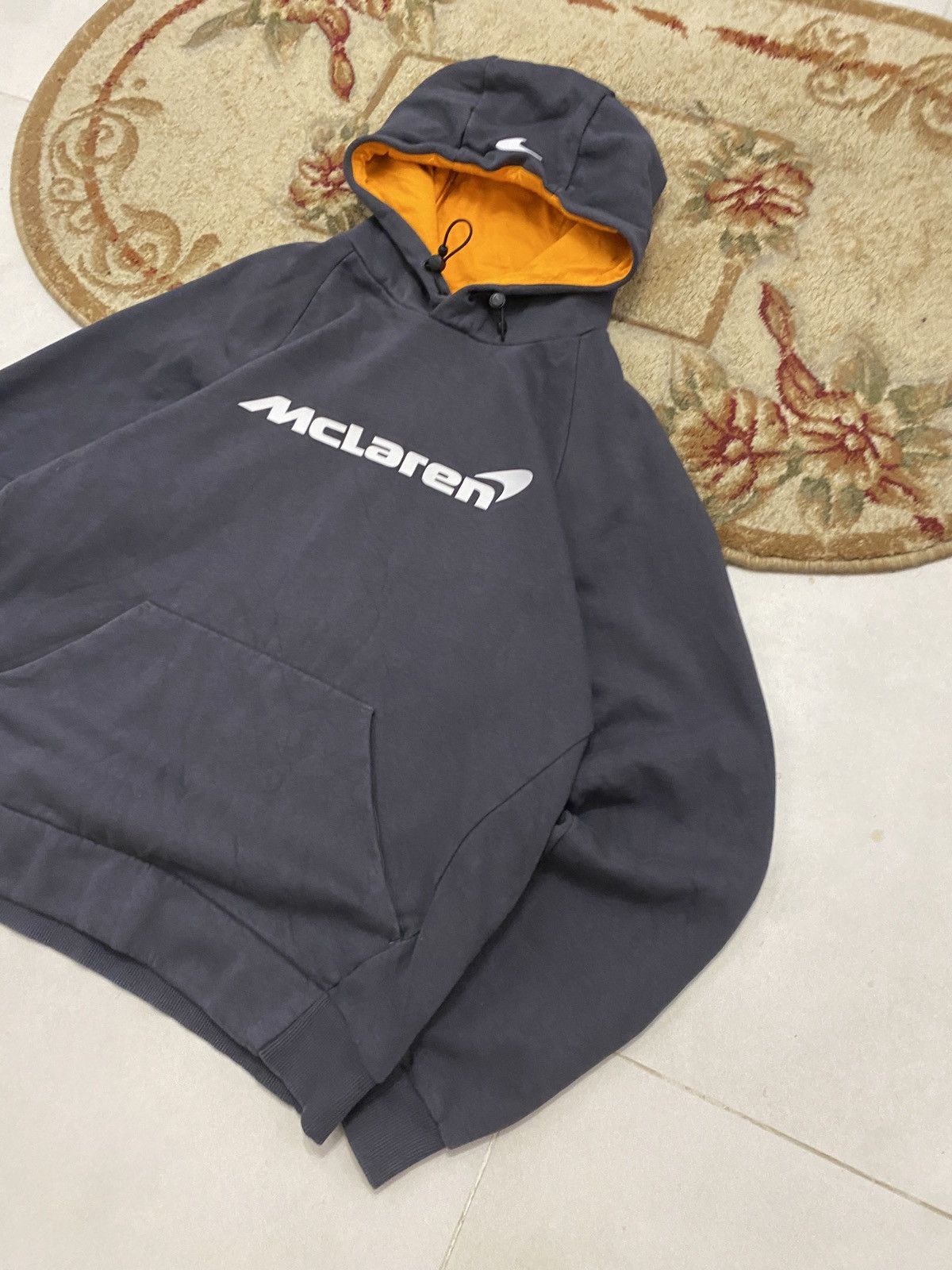 Formula 1 Mclaren Formula 1 Team Hoodie Size US M / EU 48-50 / 2 - 3 Thumbnail
