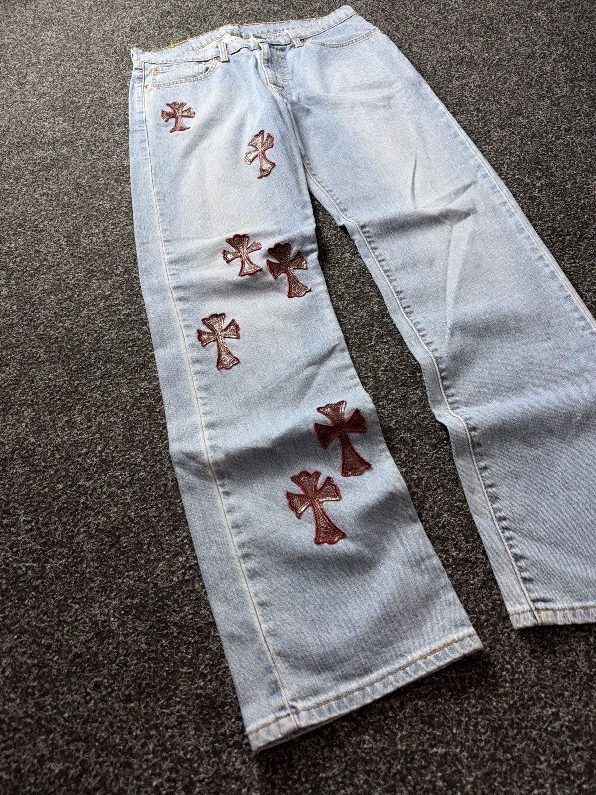 Levi's Vintage Clothing Vintage 90s Custom Chrome Hearts Style Cross Denim Jeans Size US 33 - 2 Thumbnail