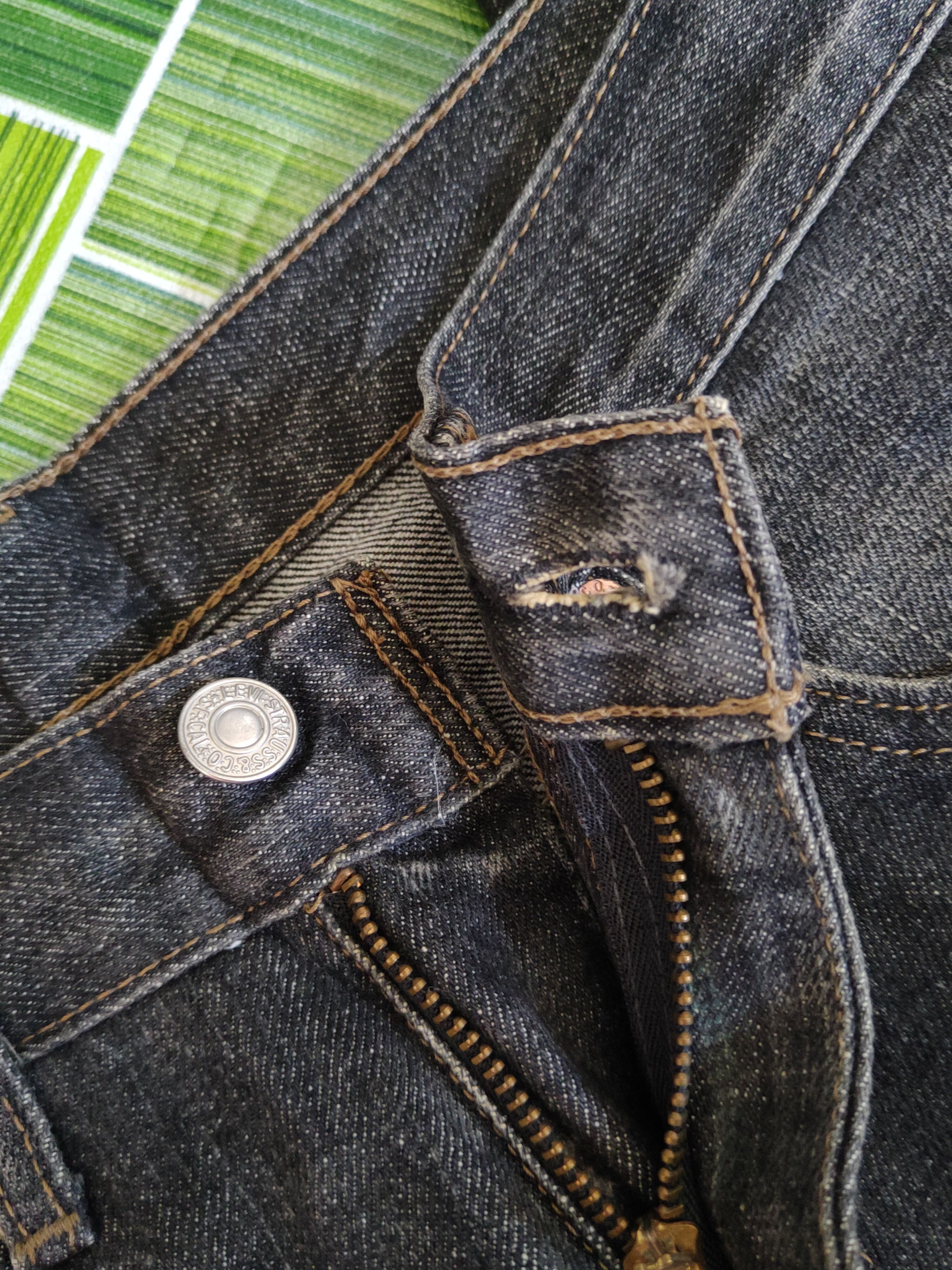 Levi's Levi's Black Distressed Ripped Jeans #S1827 Size US 29 - 15 Thumbnail