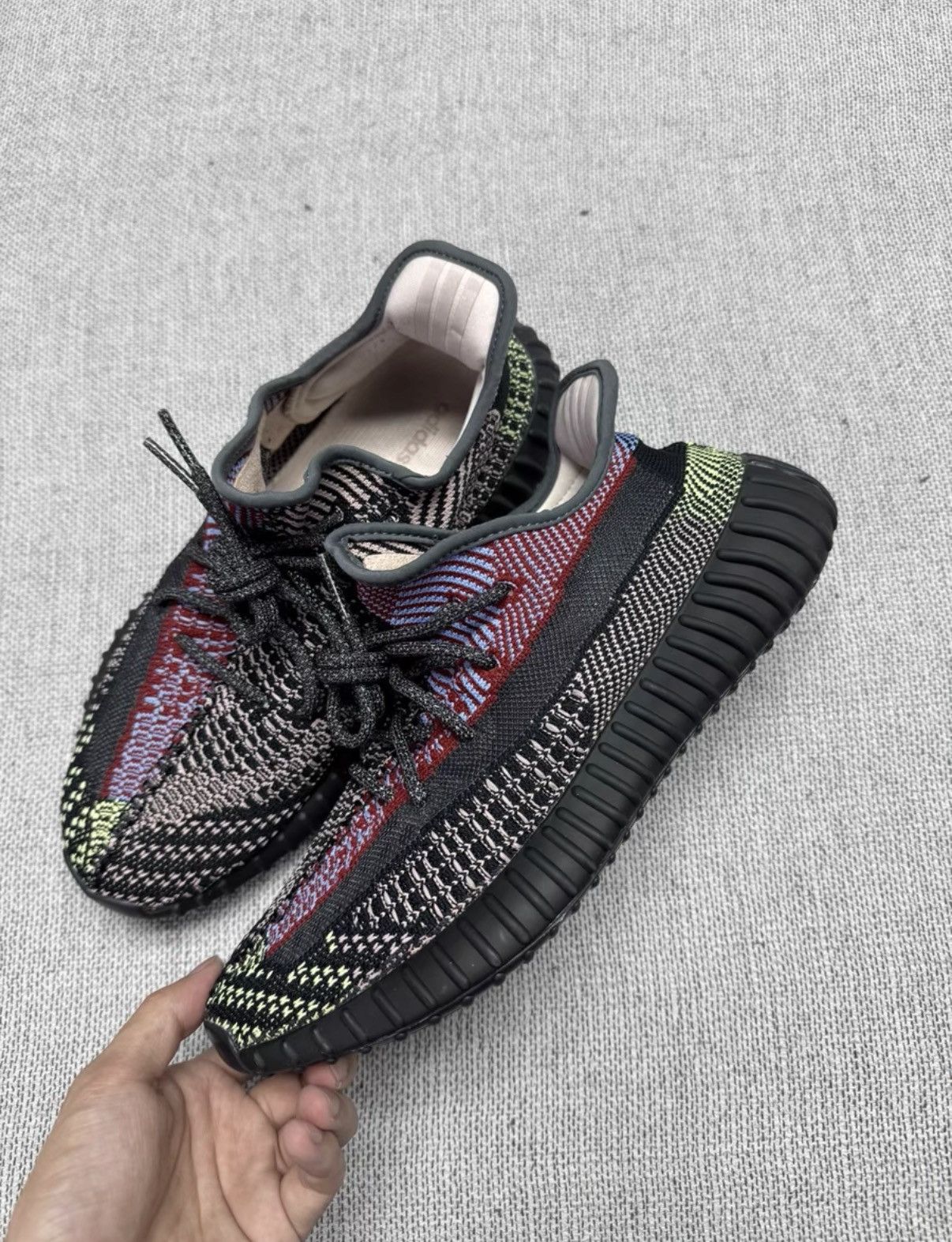 Adidas Adidas Yeezy 350 Black & Red Angel FW5190 K37 Size US 9 / EU 42 - 2 Thumbnail