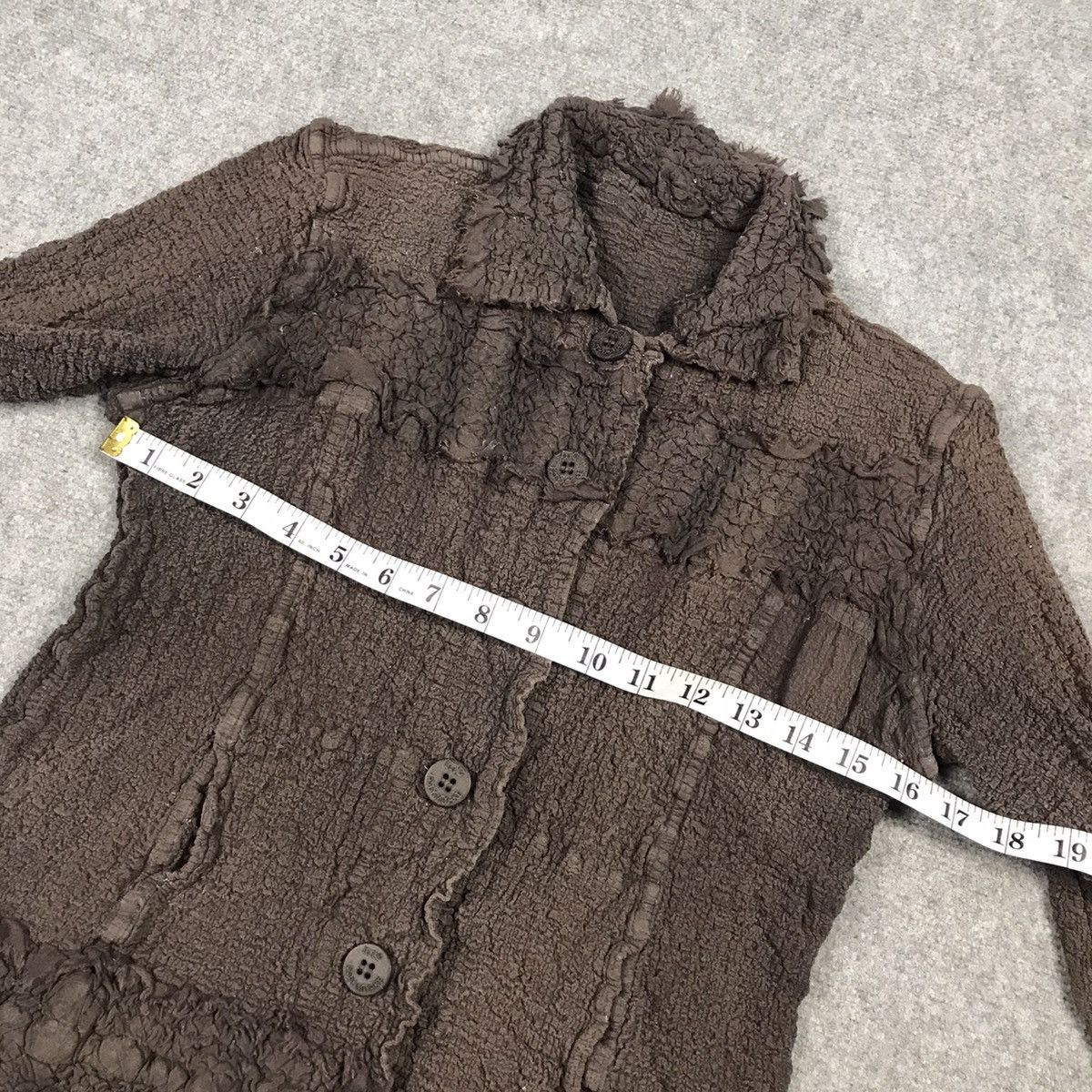 Issey Miyake ISSEY MIYAKE ME WOMEN WRINKLED BUTTON CROPPED JACKET Size S / US 4 / IT 40 - 16 Thumbnail