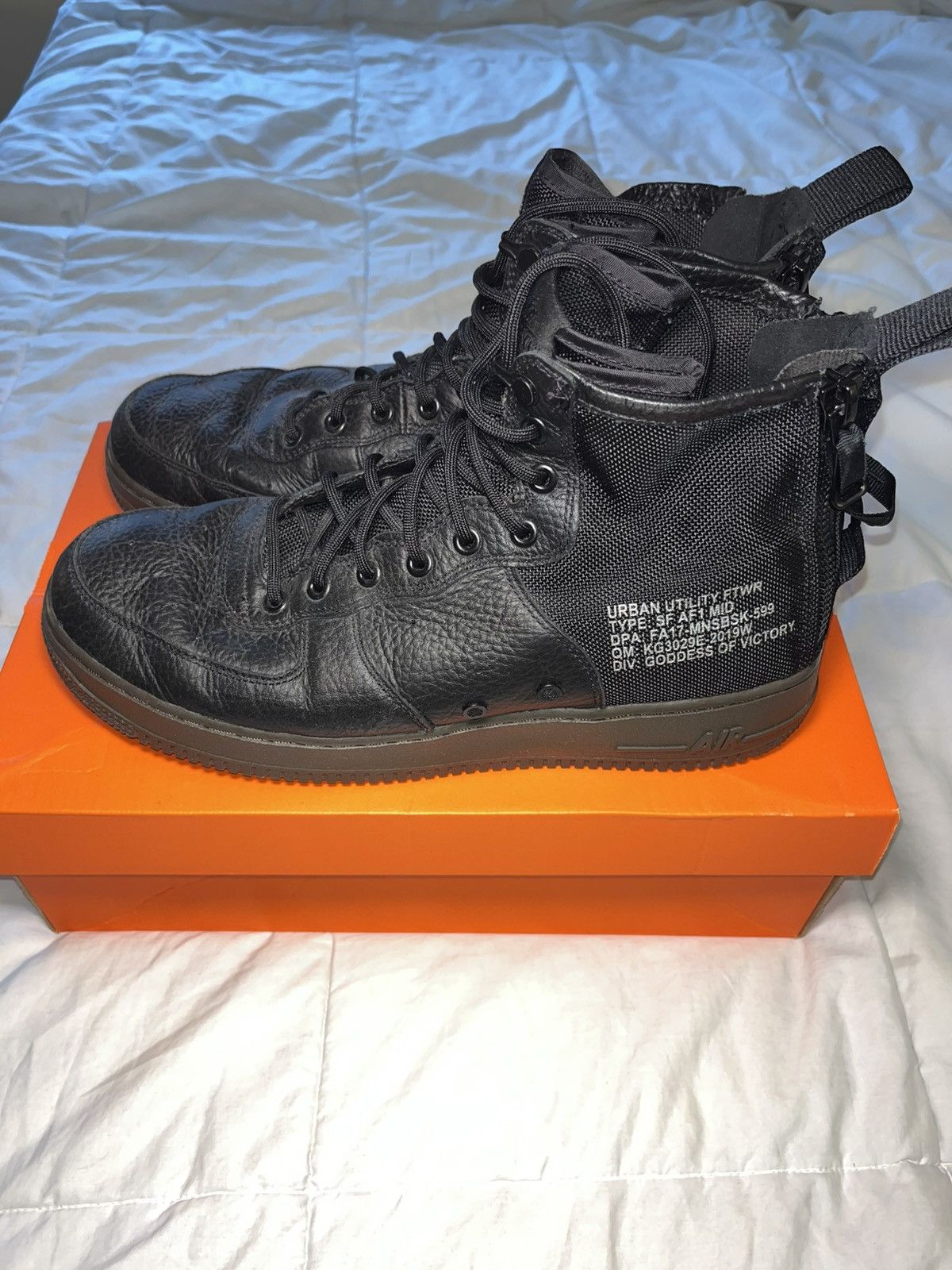 Nike Nike SF Air Force 1 Mid Size US 12 / EU 45 - 7 Thumbnail