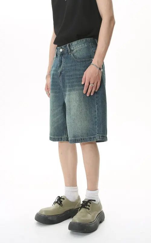 Other mid-rise casual denim shorts Size US 32 / EU 48 - 5 Thumbnail