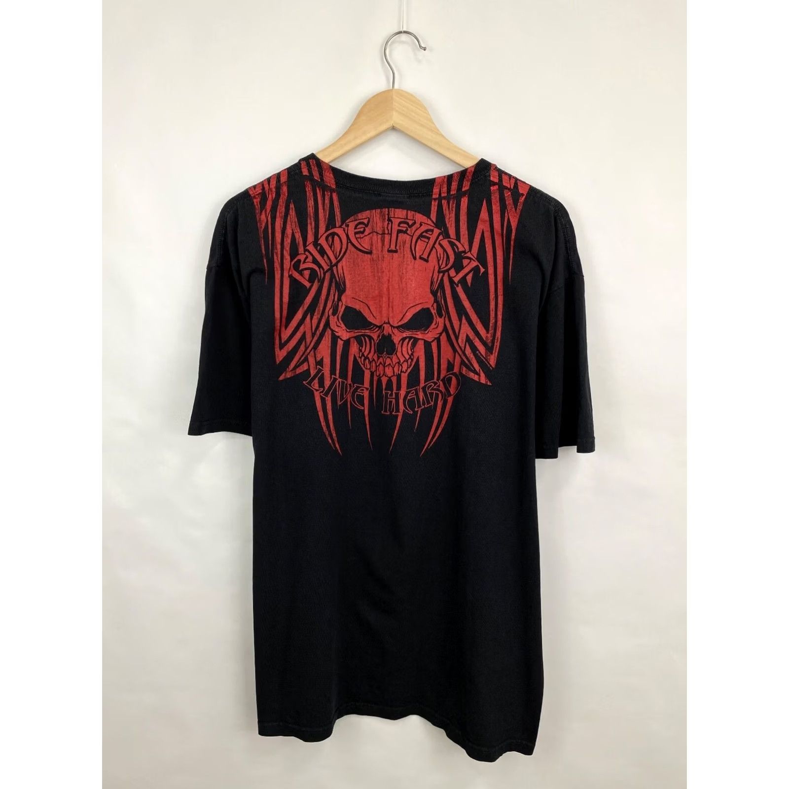 Affliction Affliction Skull Ride Fast Live Hard Y2K 2010 T-Shirt Men XL Black Short Sleeve Crew Neck - Adult L/XL, Regular Fit Size US XL / EU 56 / 4 - 7 Thumbnail
