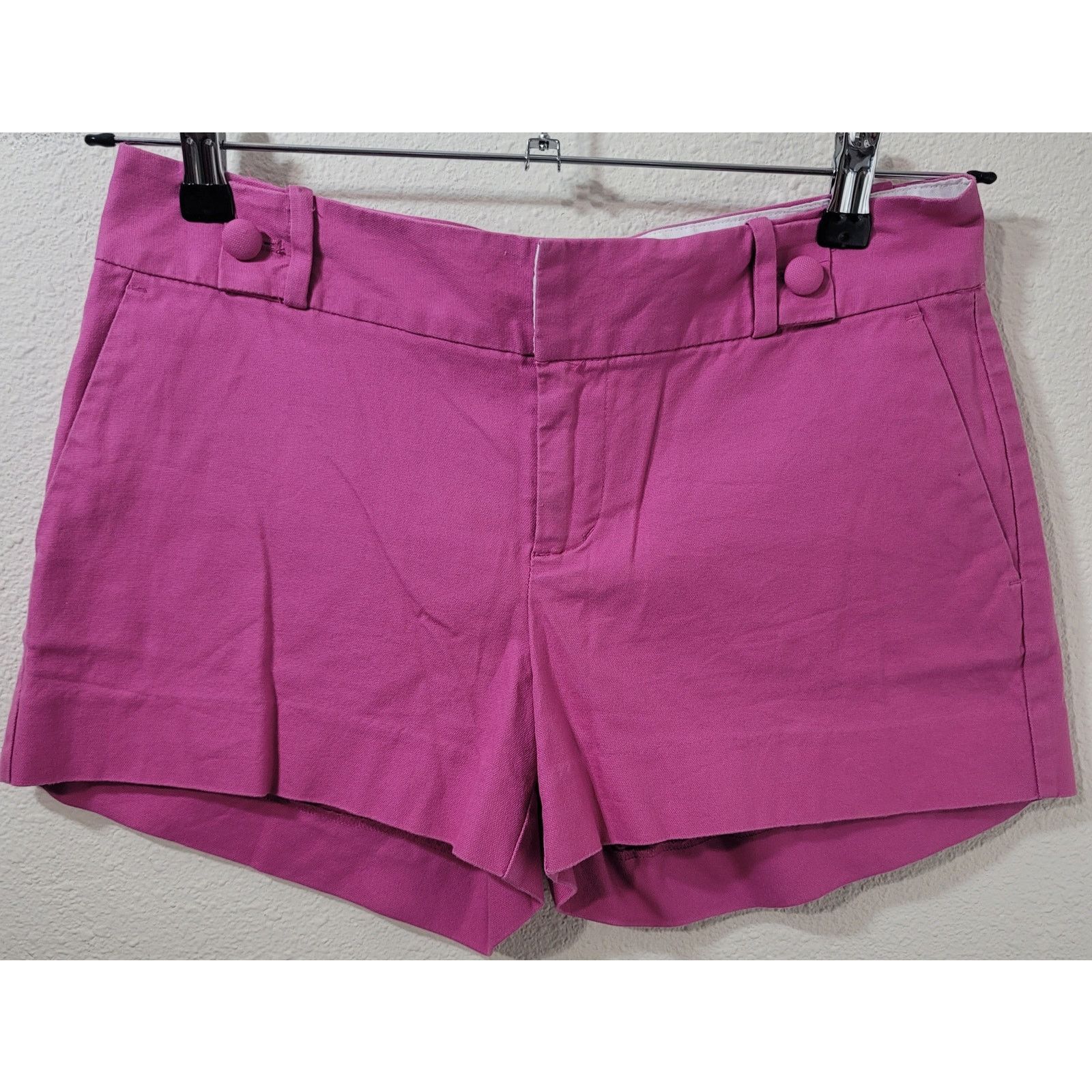 Banana Republic Banana Republic Fuchsia Purple Pink Flat Front Chino Short 6 Size 28" / US 6 / IT 42 - 1 Thumbnail