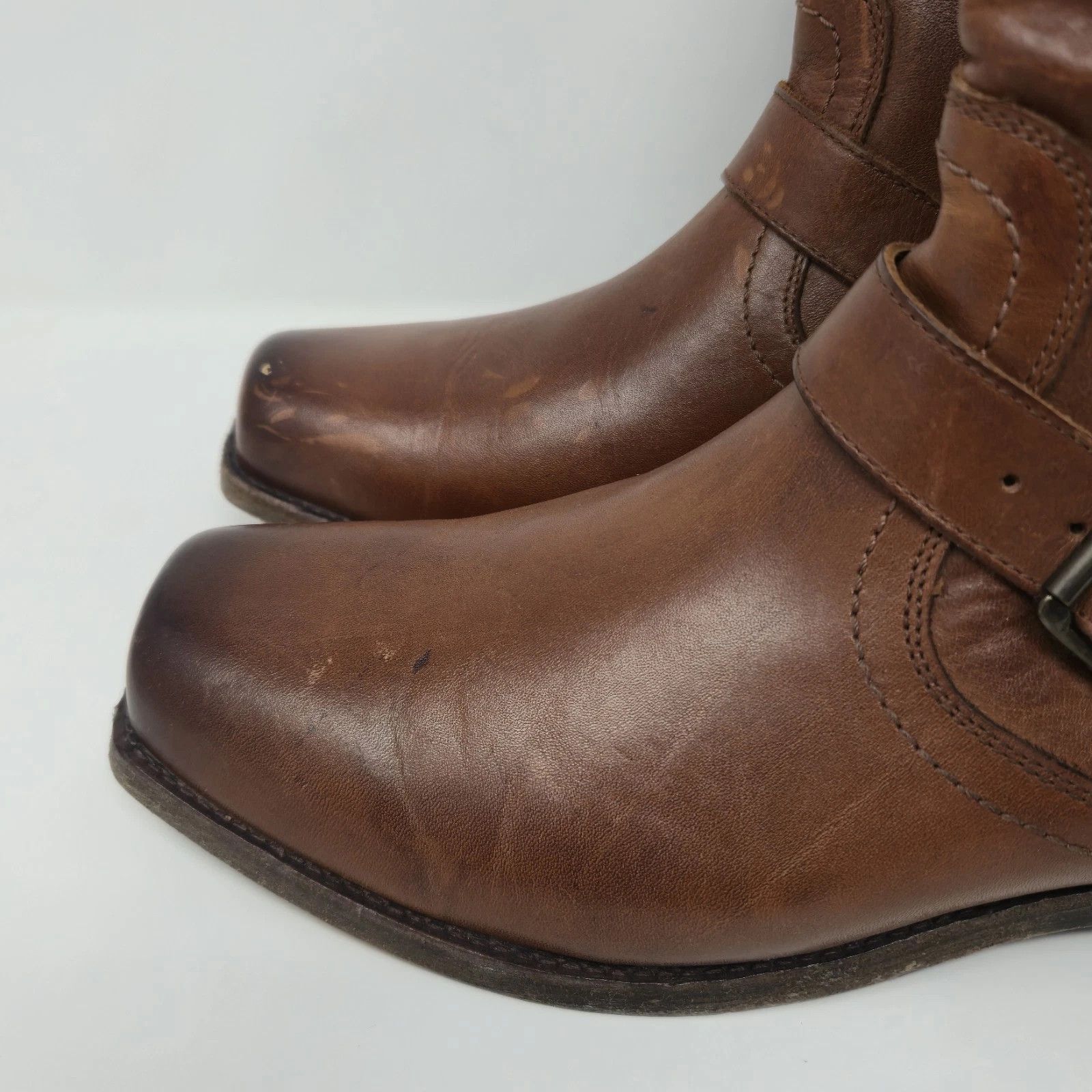 Frye Frye Engineer Boots 10 D Brown Leather Buckle Size US 10 / EU 43 - 9 Thumbnail