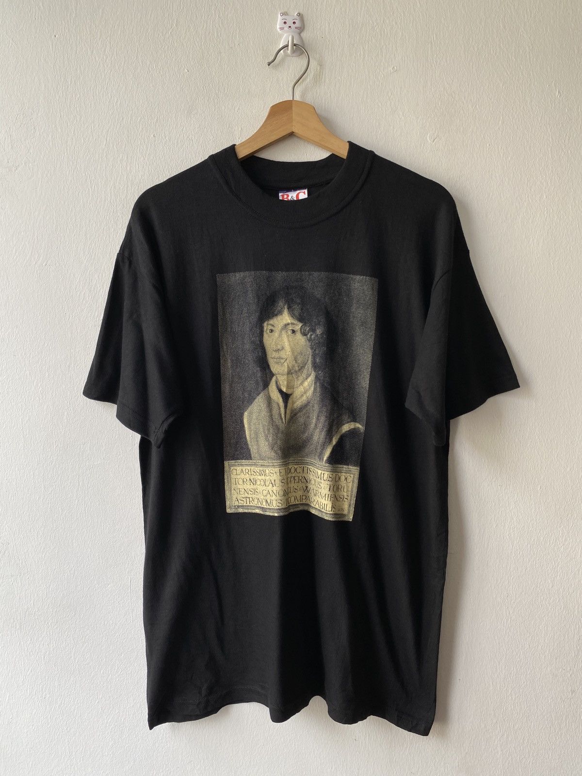Vintage Vintage 90’s Nicolaus Copernicus Polymath Astronomus Tee Size US L / EU 52-54 / 3 - 3 Thumbnail