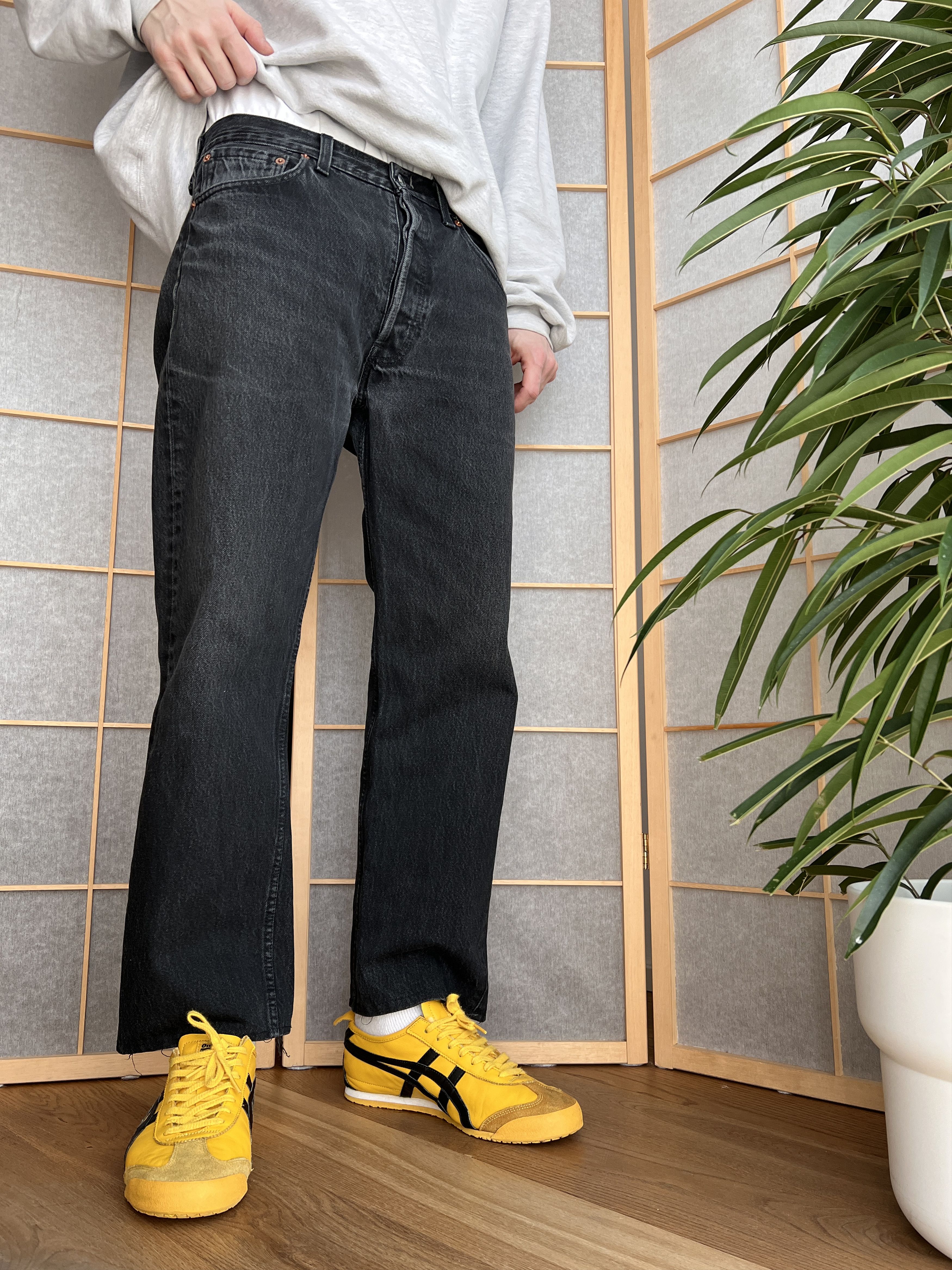 Levi's Levis 501 USA vintage 90s washed black denim jeans cropped Size US 34 / EU 50 - 8 Thumbnail
