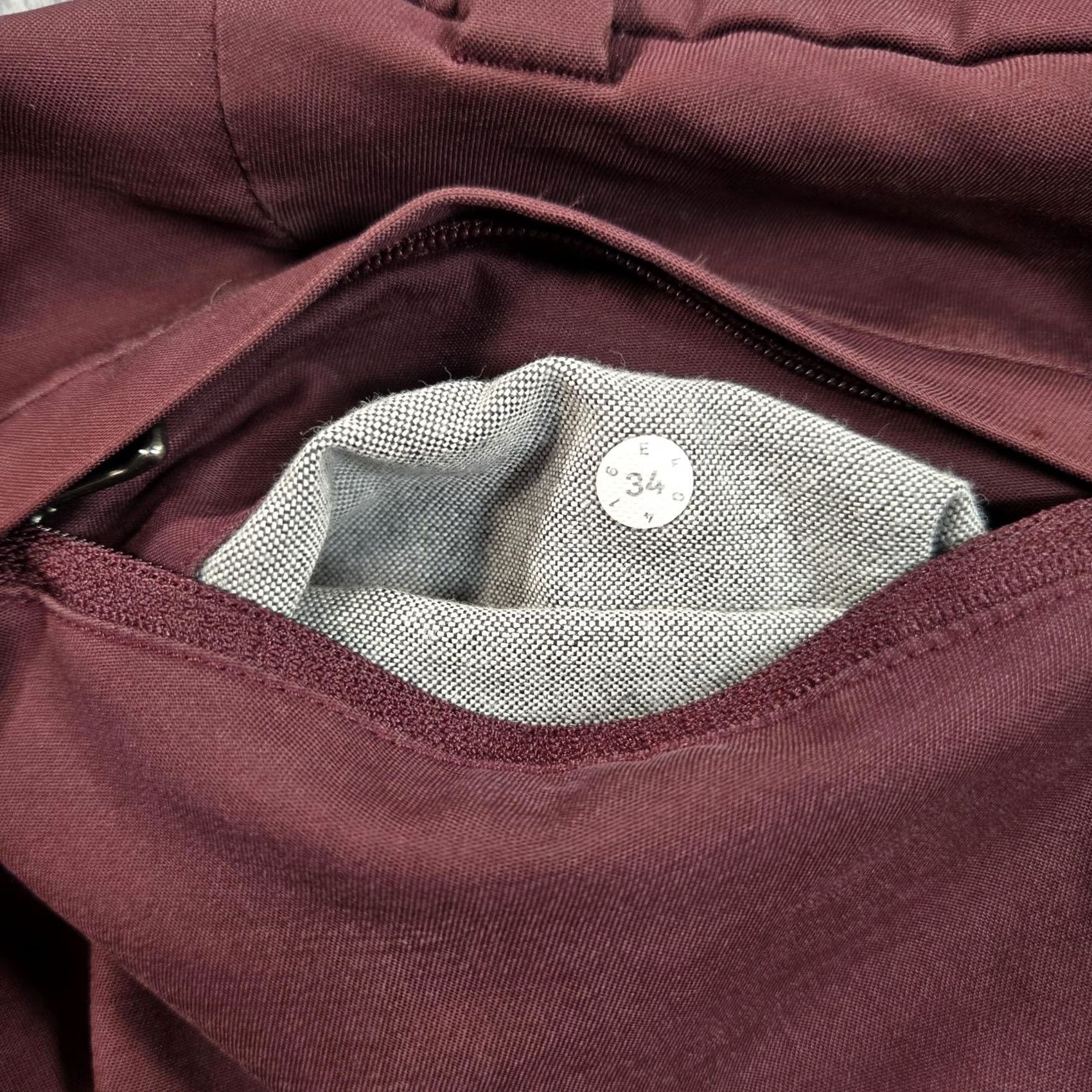 Lululemon Brand: Lululemon Size US 34 / EU 50 - 2 Thumbnail