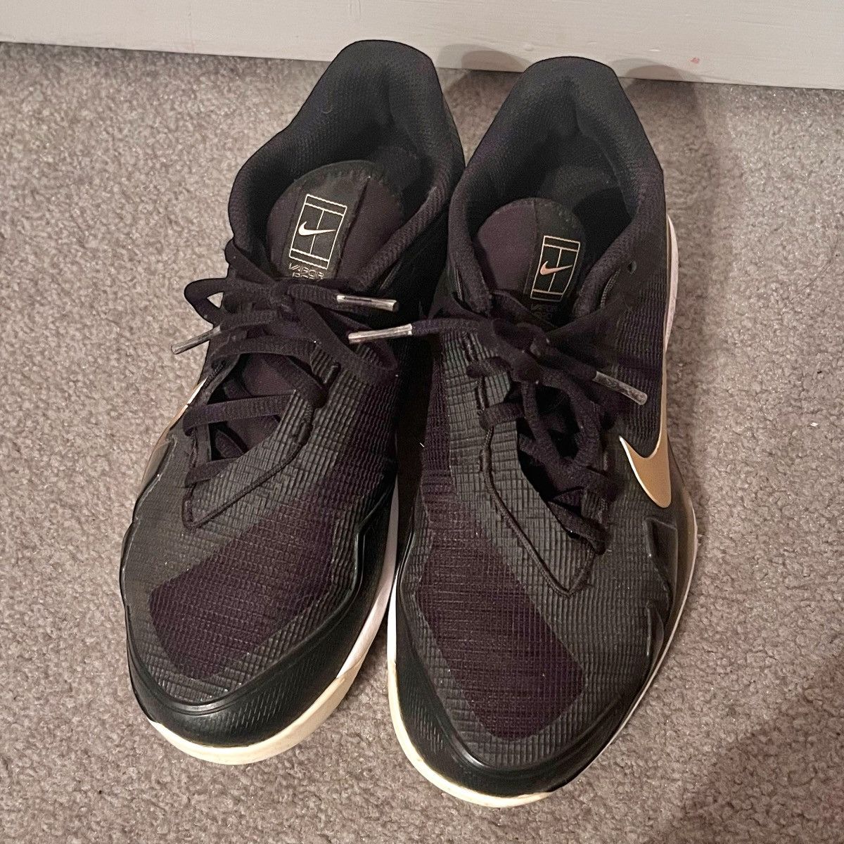 Nike NikeCourt Air Zoom Vapor Pro Women’s Black Tennis Shoes Size US 7 / IT 37 - 3 Thumbnail