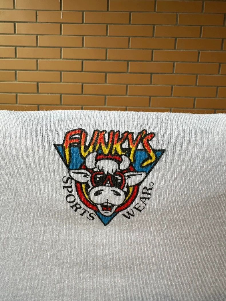 Vintage VintageTee 1994 Holy Cow 2505-Nextarrow Size US XL / EU 56 / 4 - 6 Thumbnail
