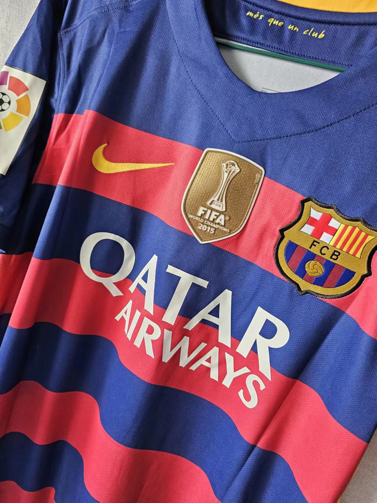 Other 2015 16 Barcelona #10 Neymar Jersey Home Size US M / EU 48-50 / 2 - 3 Thumbnail