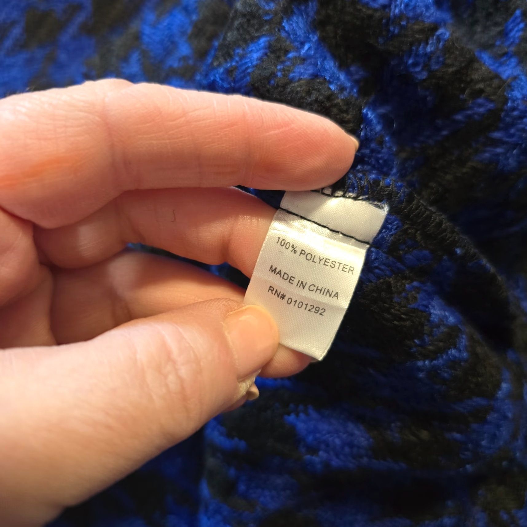 Vintage Lulu B Sweater Women XS Blue Black Houndstooth Cowl Neck Long Sleeve Casual Pullover Knit Heavyweight Winter Fall Spring Size XS / US 0-2 / IT 36-38 - 7 Thumbnail