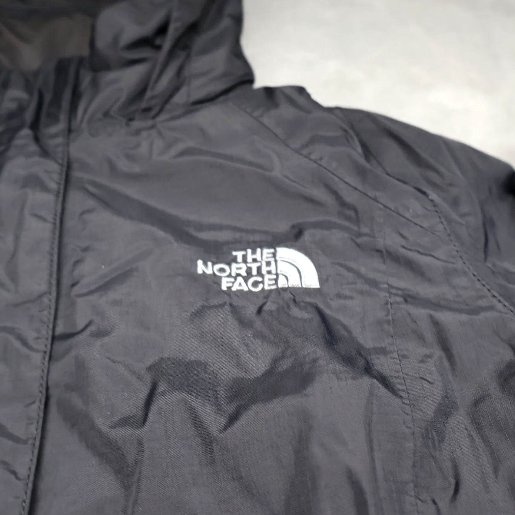 The North Face VINTAGE The North Face Jacket Women Small Black Insulated Waterproof Hooded Wind Rain Hiking Size S / US 4 / IT 40 - 3 Thumbnail